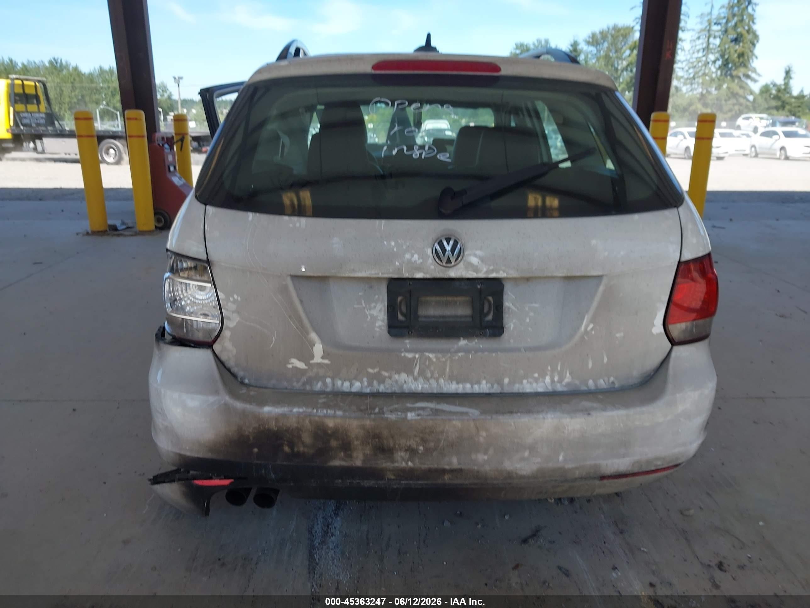 2014 Volkswagen Jetta Sportwagen 2.0l Tdi Белый vin: 3VWPL7AJ2EM625023