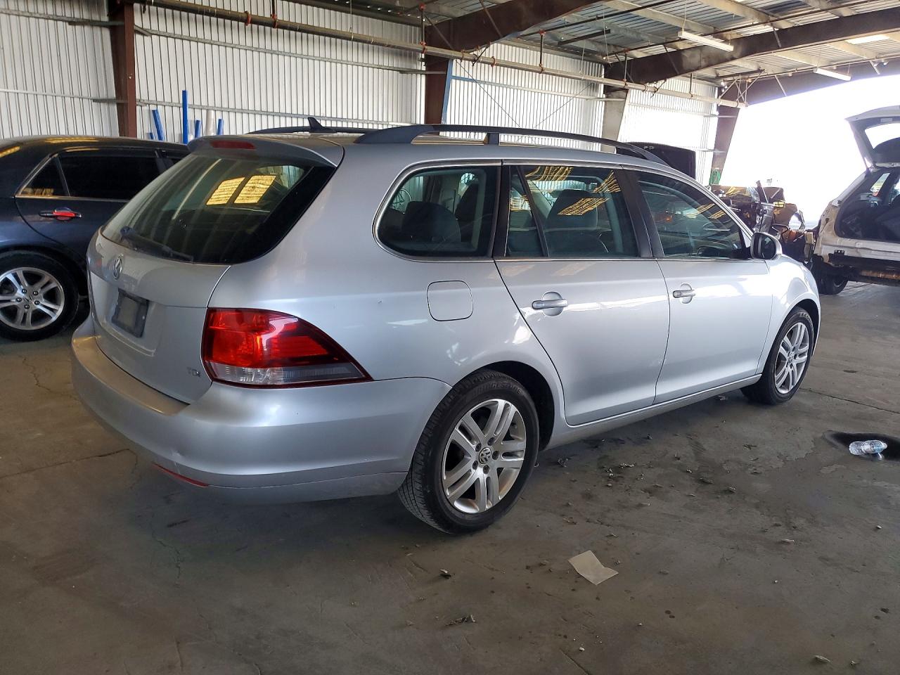 2011 Volkswagen Jetta Tdi Серебряный vin: 3VWPL7AJ3BM717902