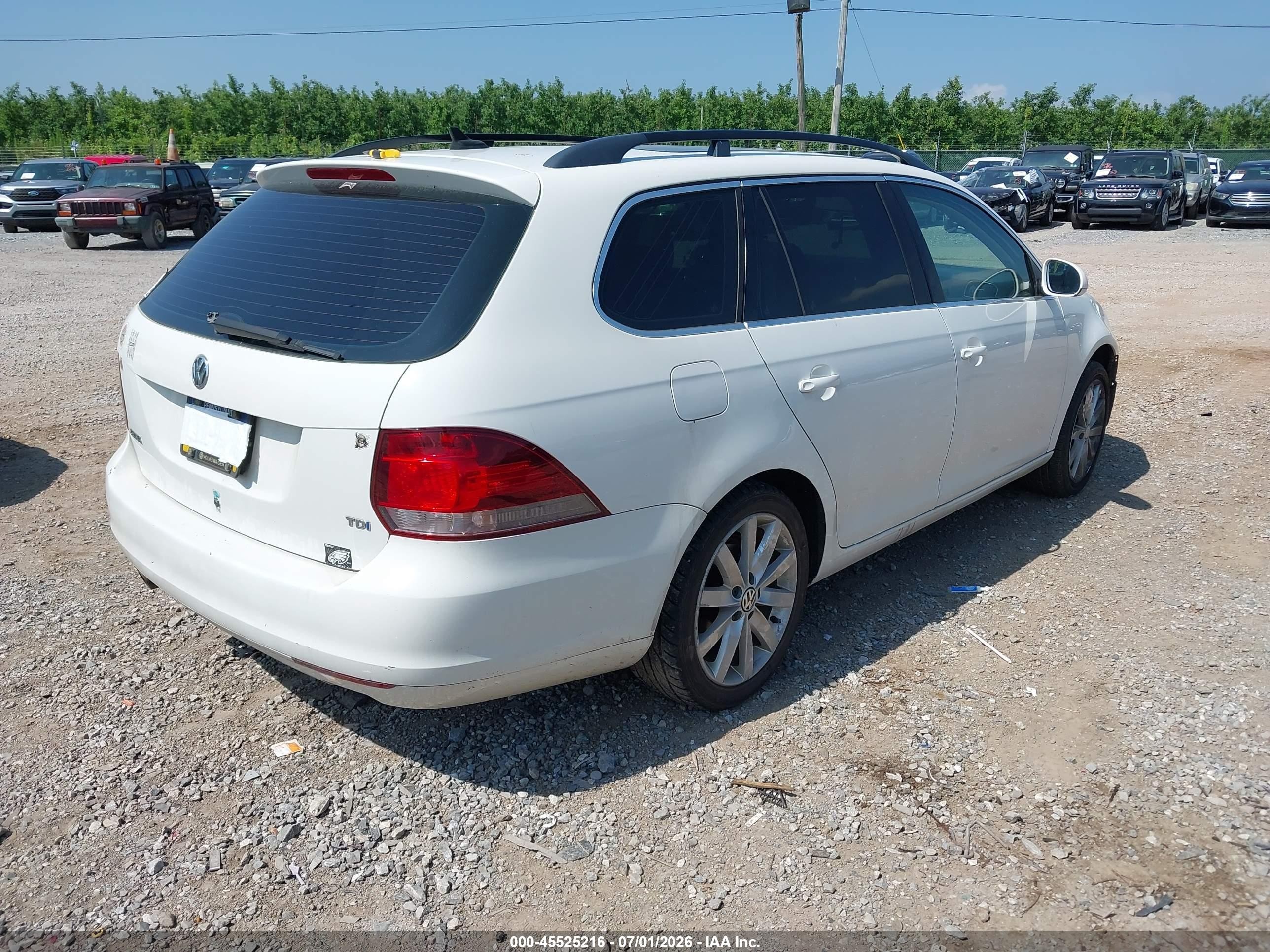 2011 Volkswagen Jetta Sportwagen 2.0l Tdi Белый vin: 3VWPL7AJ3BM722114