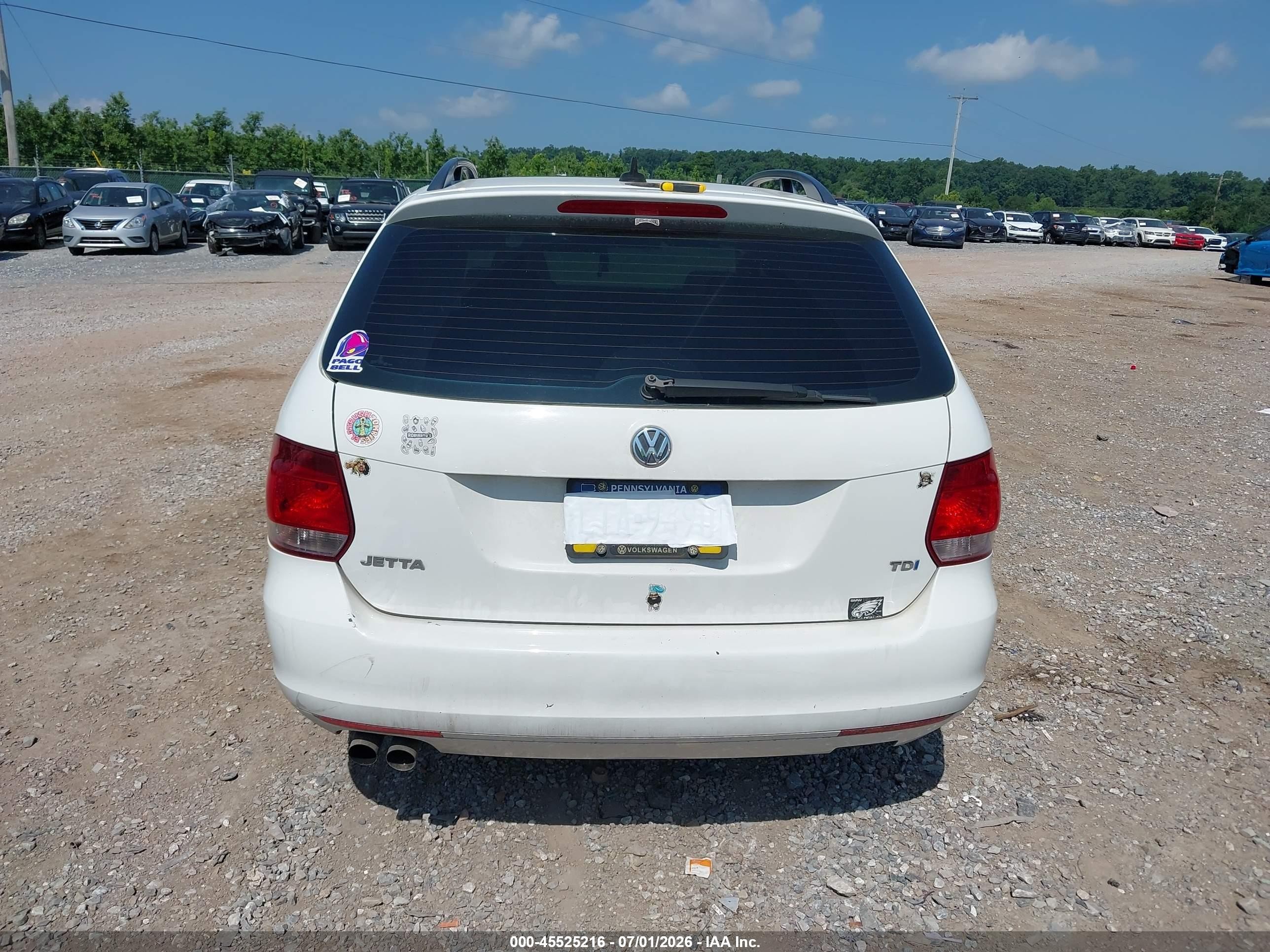 2011 Volkswagen Jetta Sportwagen 2.0l Tdi Белый vin: 3VWPL7AJ3BM722114