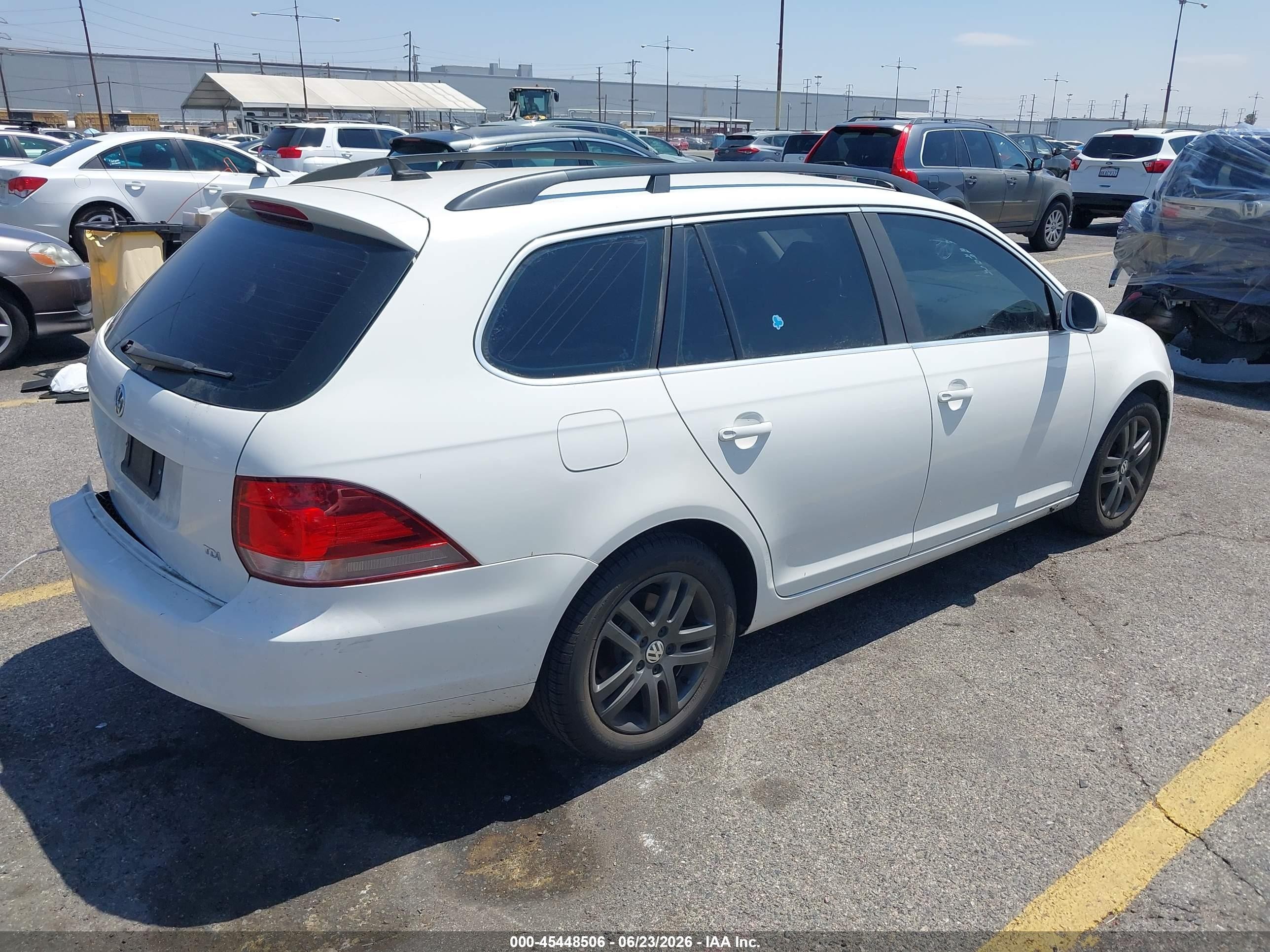 2013 Volkswagen Jetta Sportwagen 2.0l Tdi White vin: 3VWPL7AJ3DM672043
