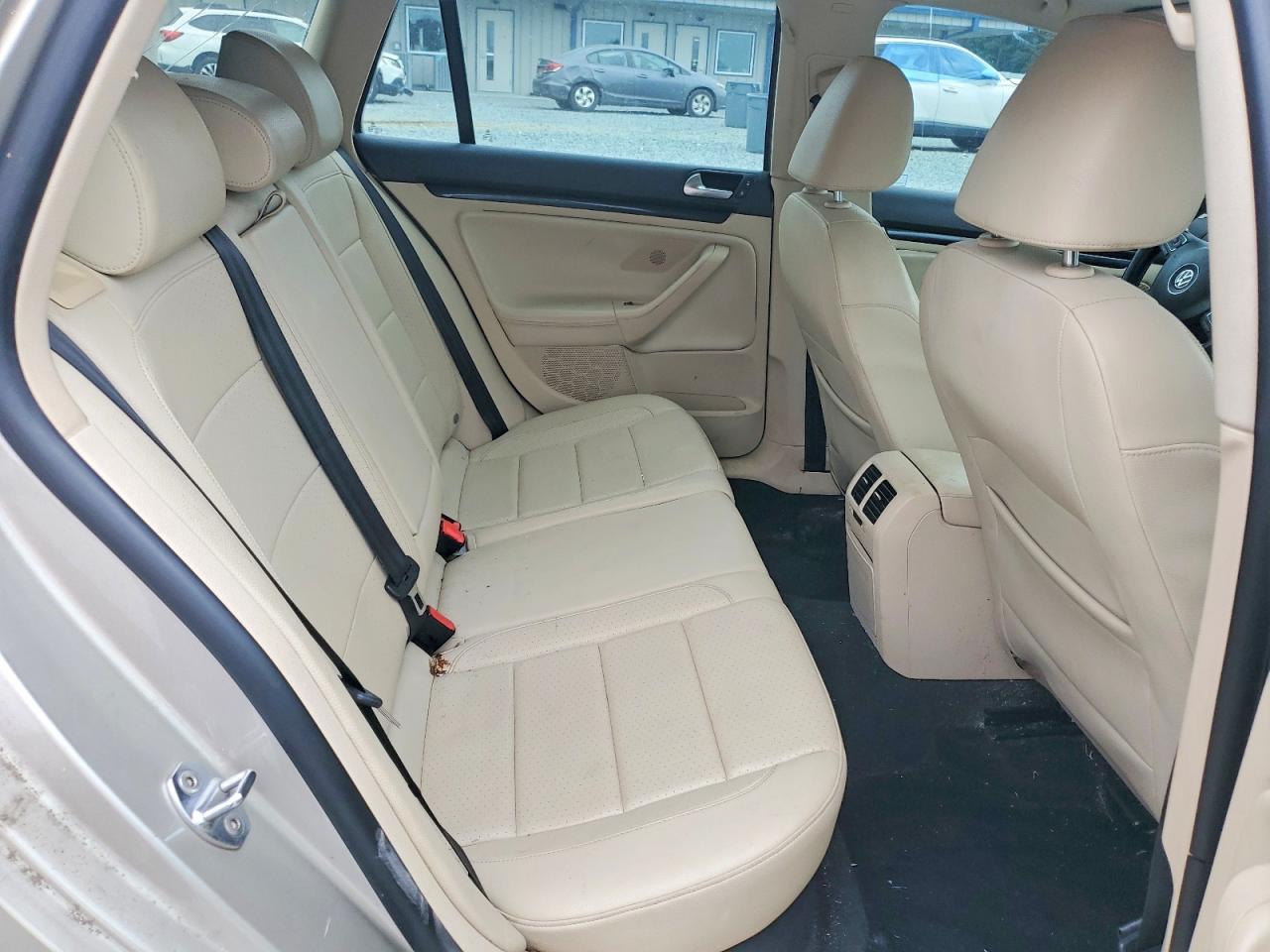 2013 Volkswagen Jetta Tdi Gold vin: 3VWPL7AJ3DM678473