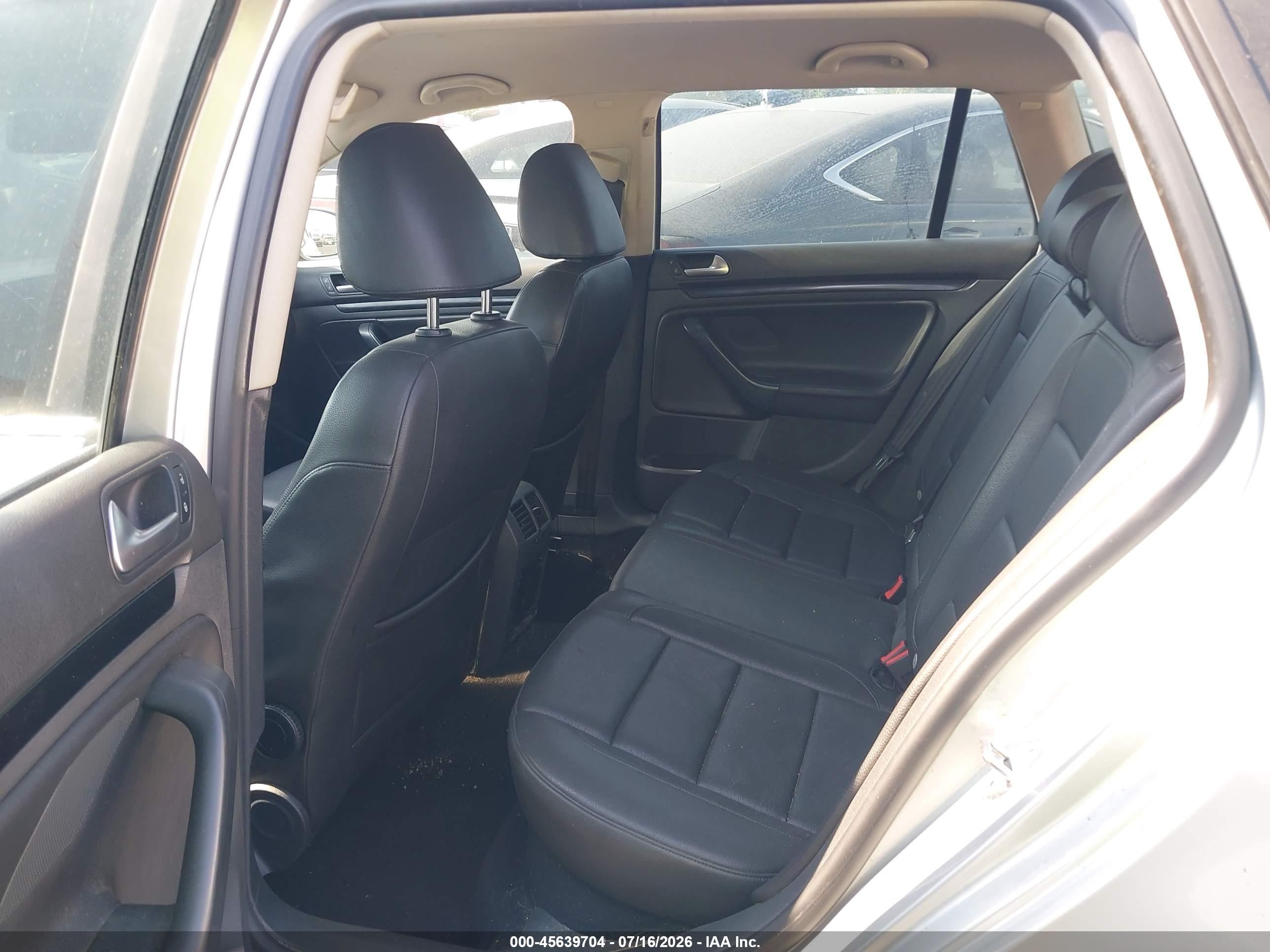 2014 Volkswagen Jetta Sportwagen 2.0l Tdi Silver vin: 3VWPL7AJ3EM619702