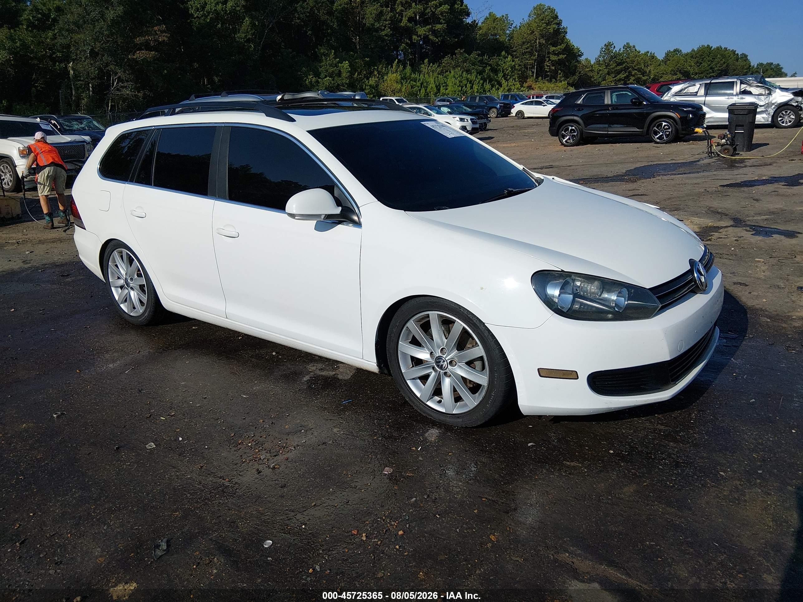 2013 Volkswagen Jetta Sportwagen 2.0l Tdi Белый vin: 3VWPL7AJ4DM607301