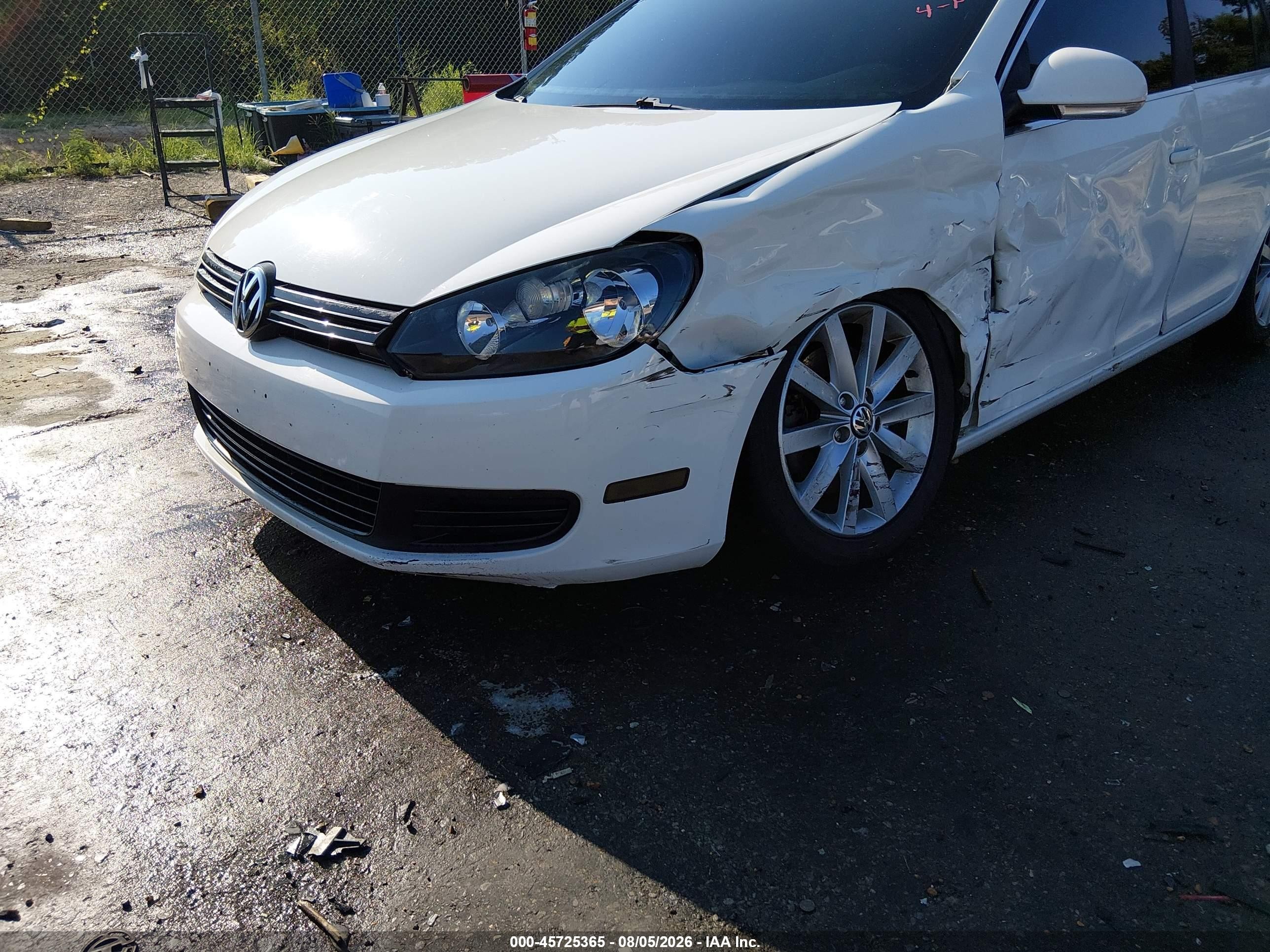 2013 Volkswagen Jetta Sportwagen 2.0l Tdi Белый vin: 3VWPL7AJ4DM607301