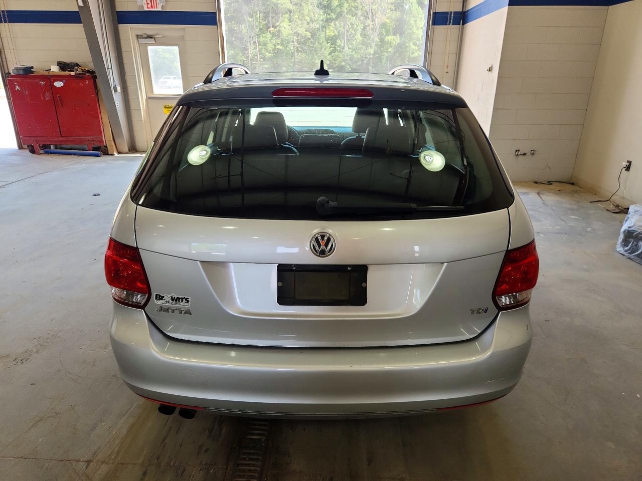 2013 Volkswagen Jetta Tdi Silver vin: 3VWPL7AJ4DM693743