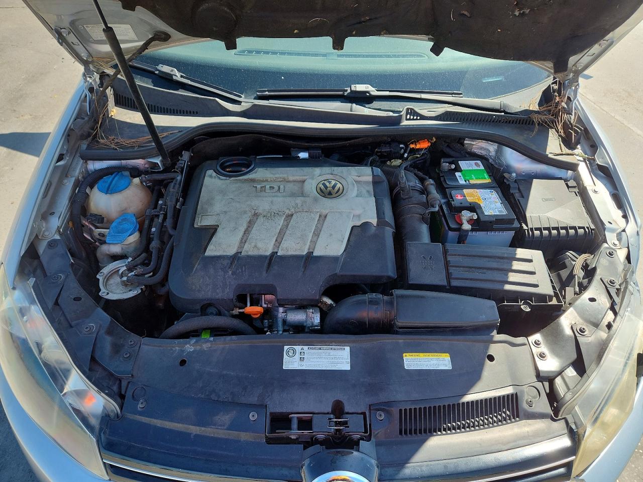 2014 Volkswagen Jetta Серебряный vin: 3VWPL7AJ4EM601046