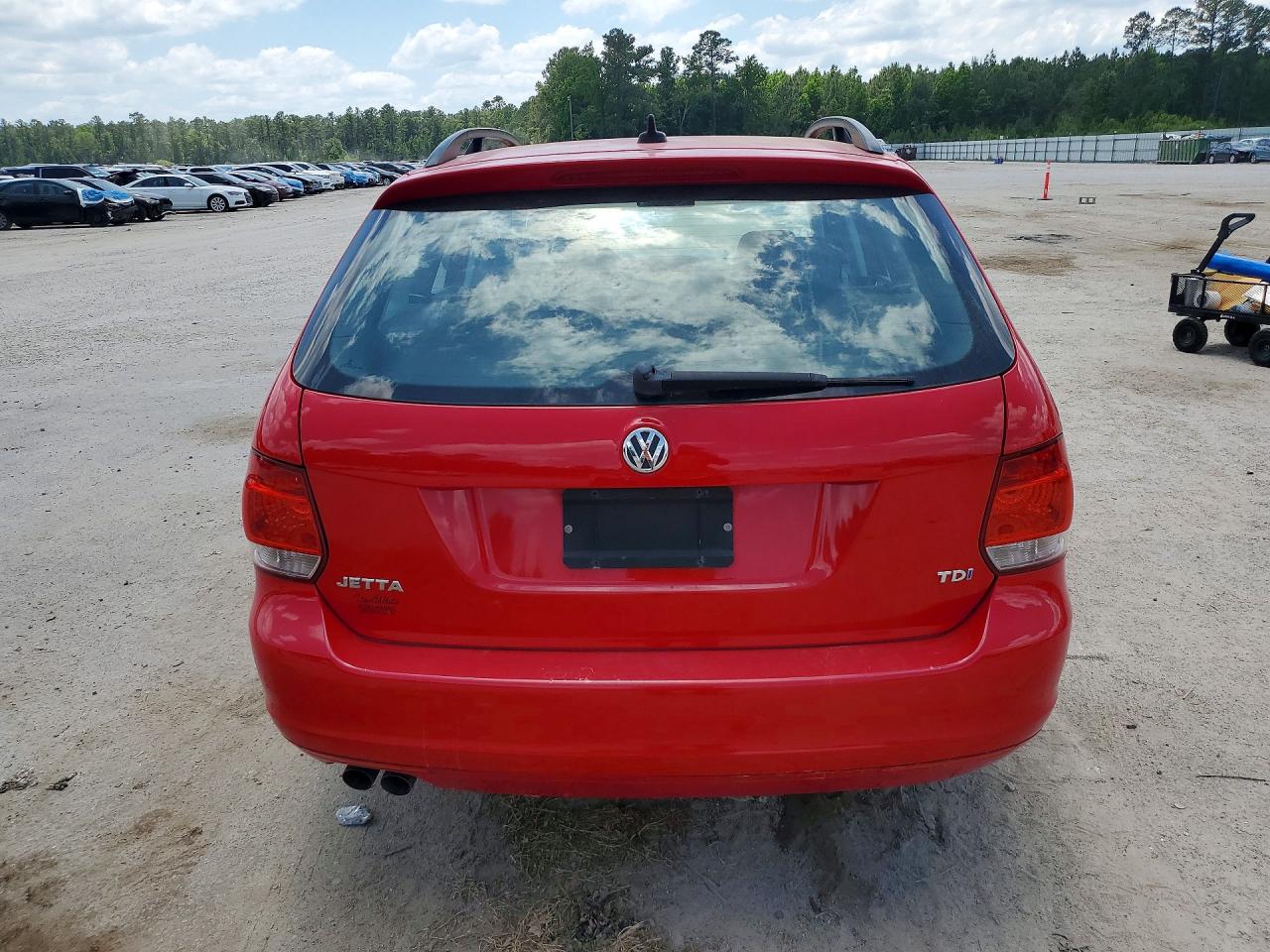 2014 Volkswagen Jetta Tdi Red vin: 3VWPL7AJ4EM608160