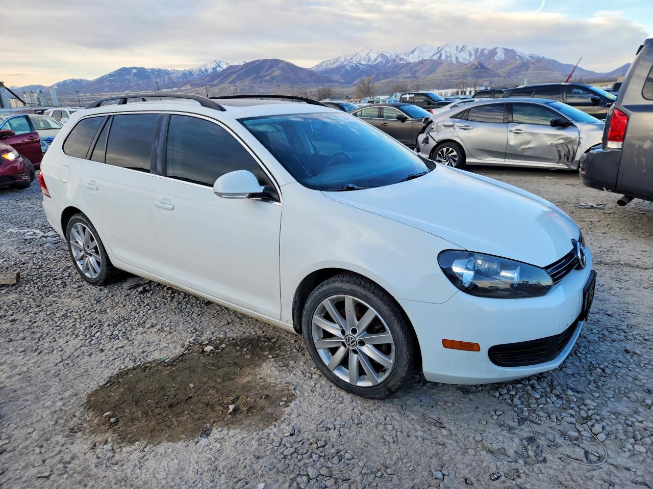 2014 Volkswagen Jetta Tdi White vin: 3VWPL7AJ4EM610992
