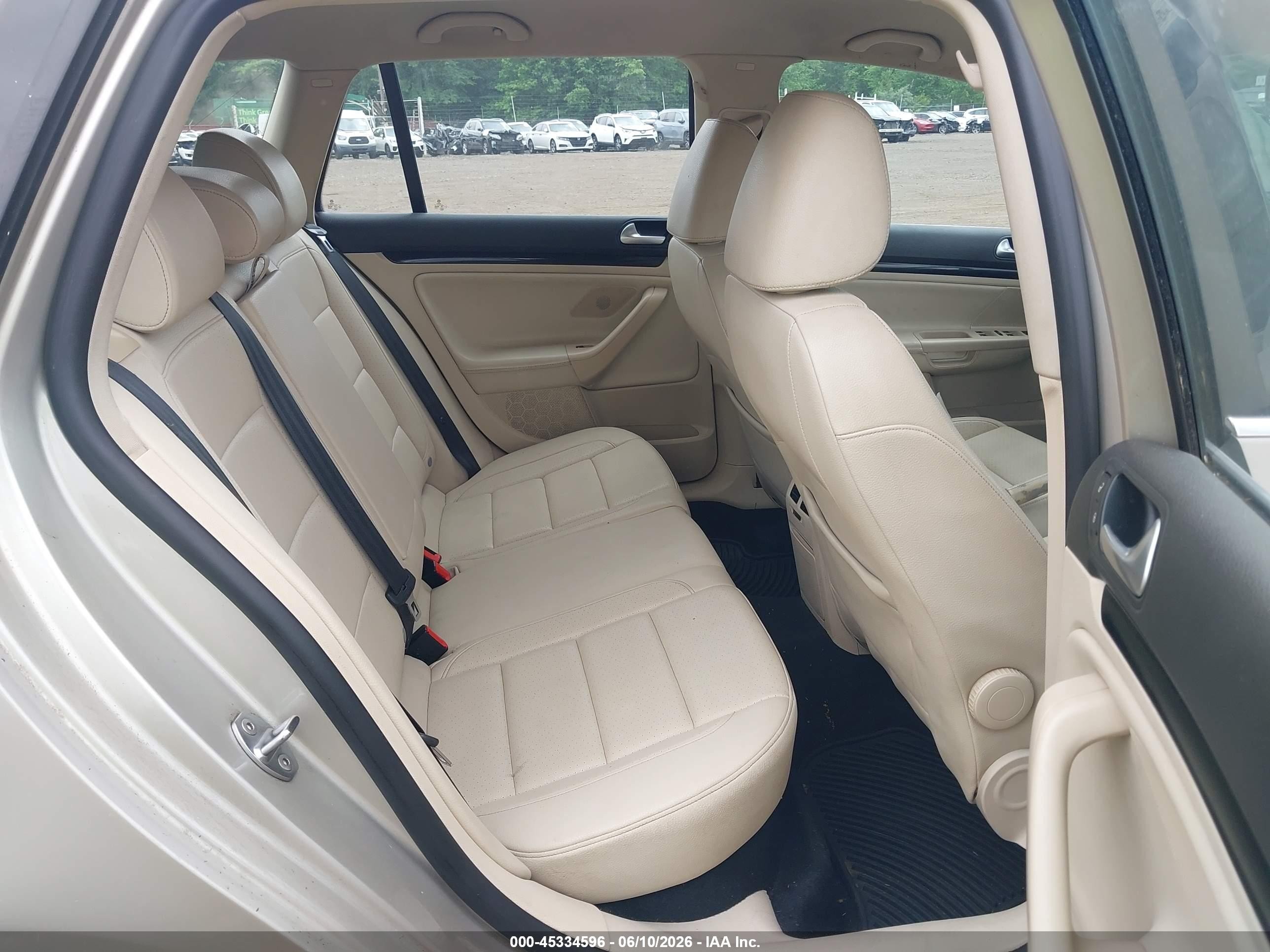 2014 Volkswagen Jetta Sportwagen 2.0l Tdi Beige vin: 3VWPL7AJ4EM611124
