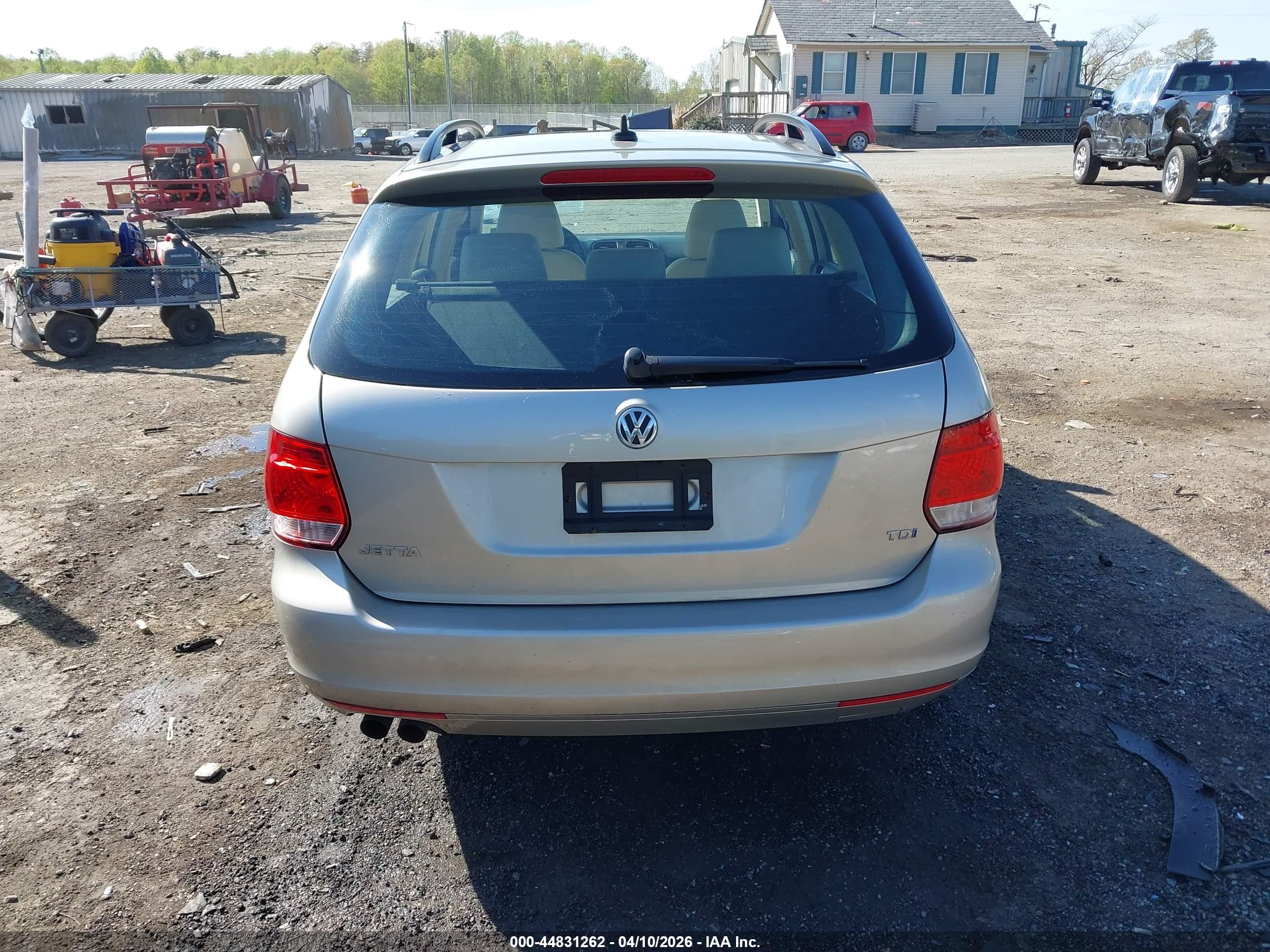 2014 Volkswagen Jetta Sportwagen 2.0l Tdi Champagne vin: 3VWPL7AJ4EM617697