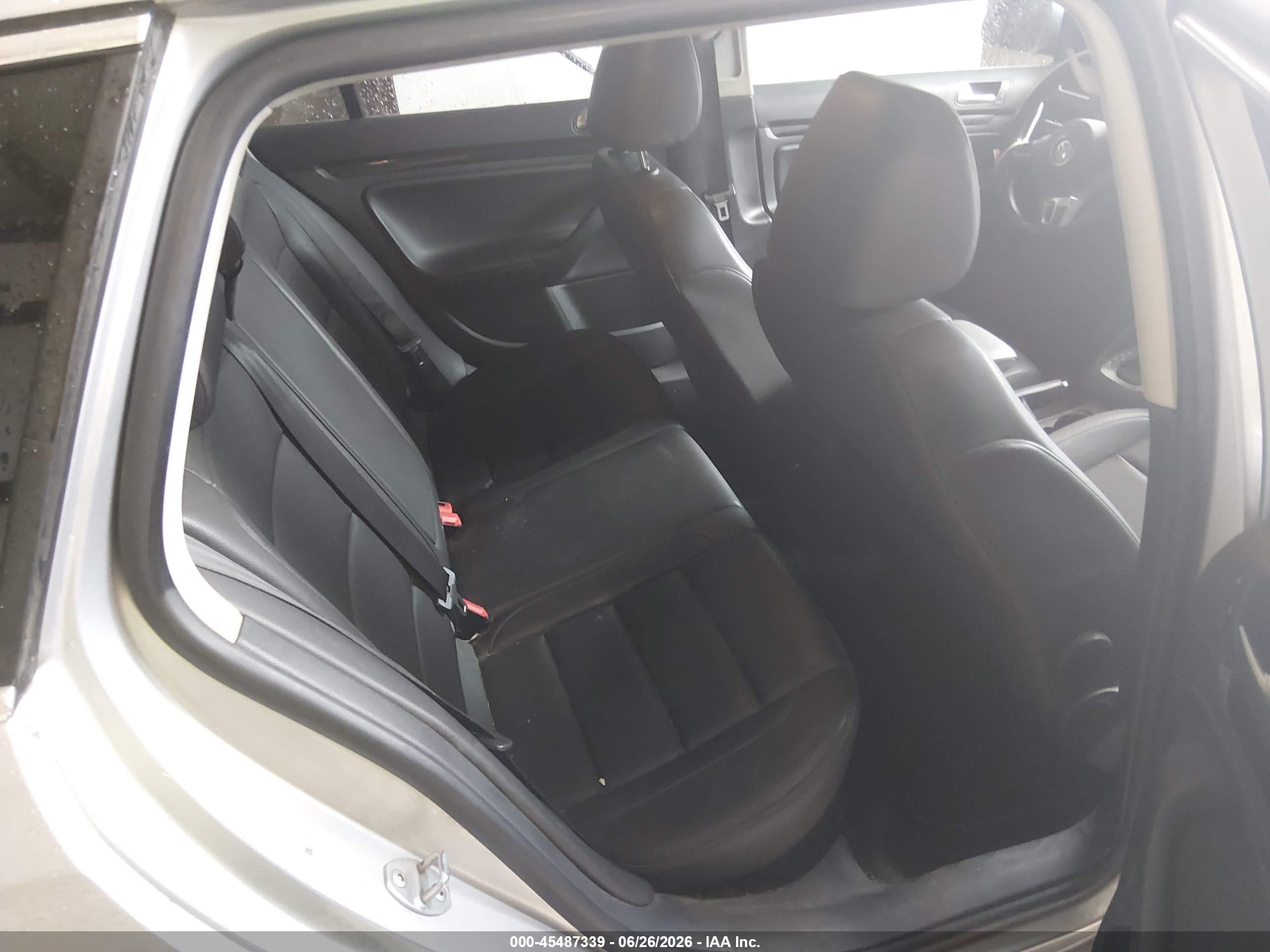 2014 Volkswagen Jetta Sportwagen 2.0l Tdi Серебряный vin: 3VWPL7AJ4EM619031