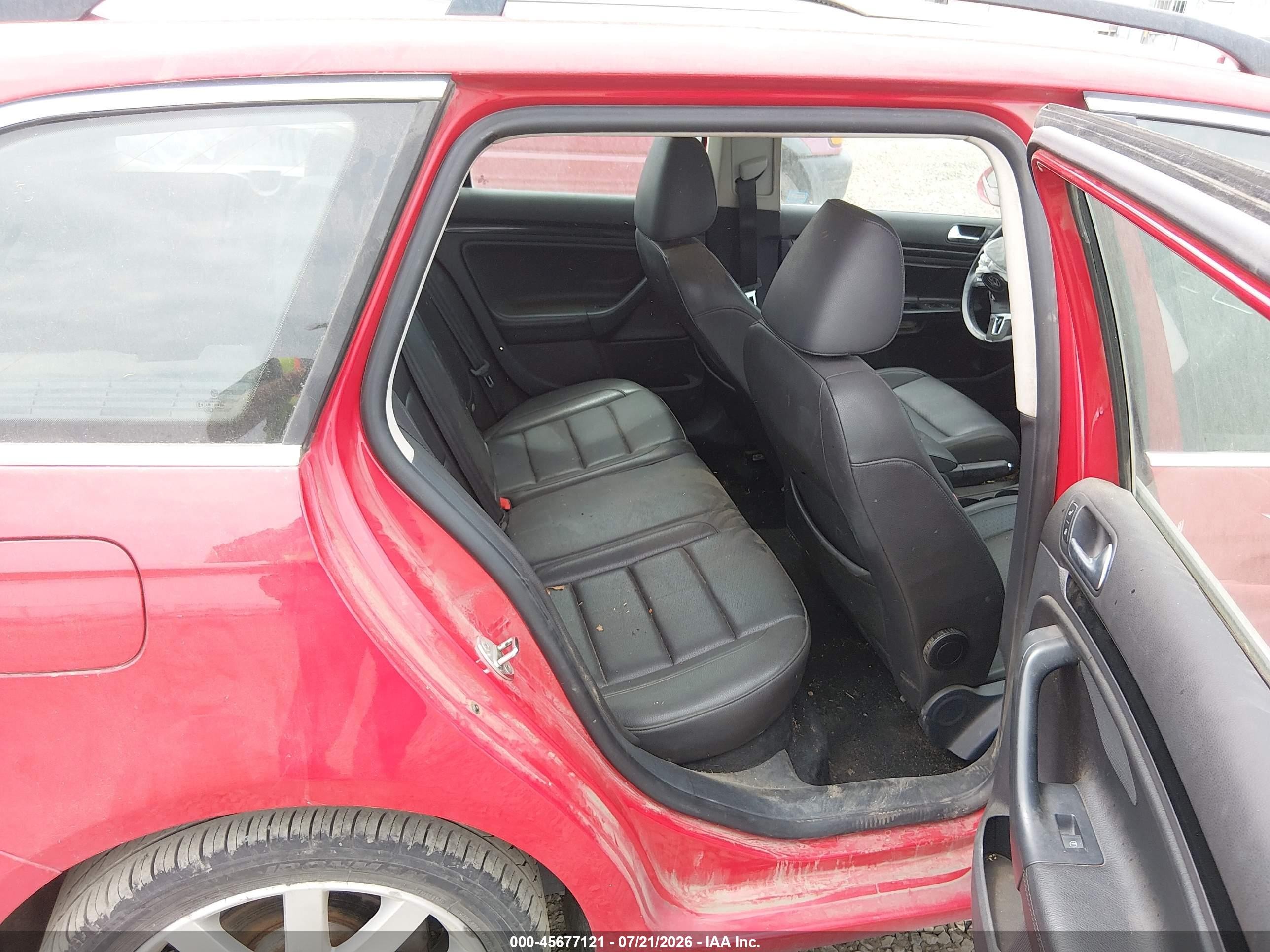2014 Volkswagen Jetta Sportwagen 2.0l Tdi Red vin: 3VWPL7AJ4EM625489