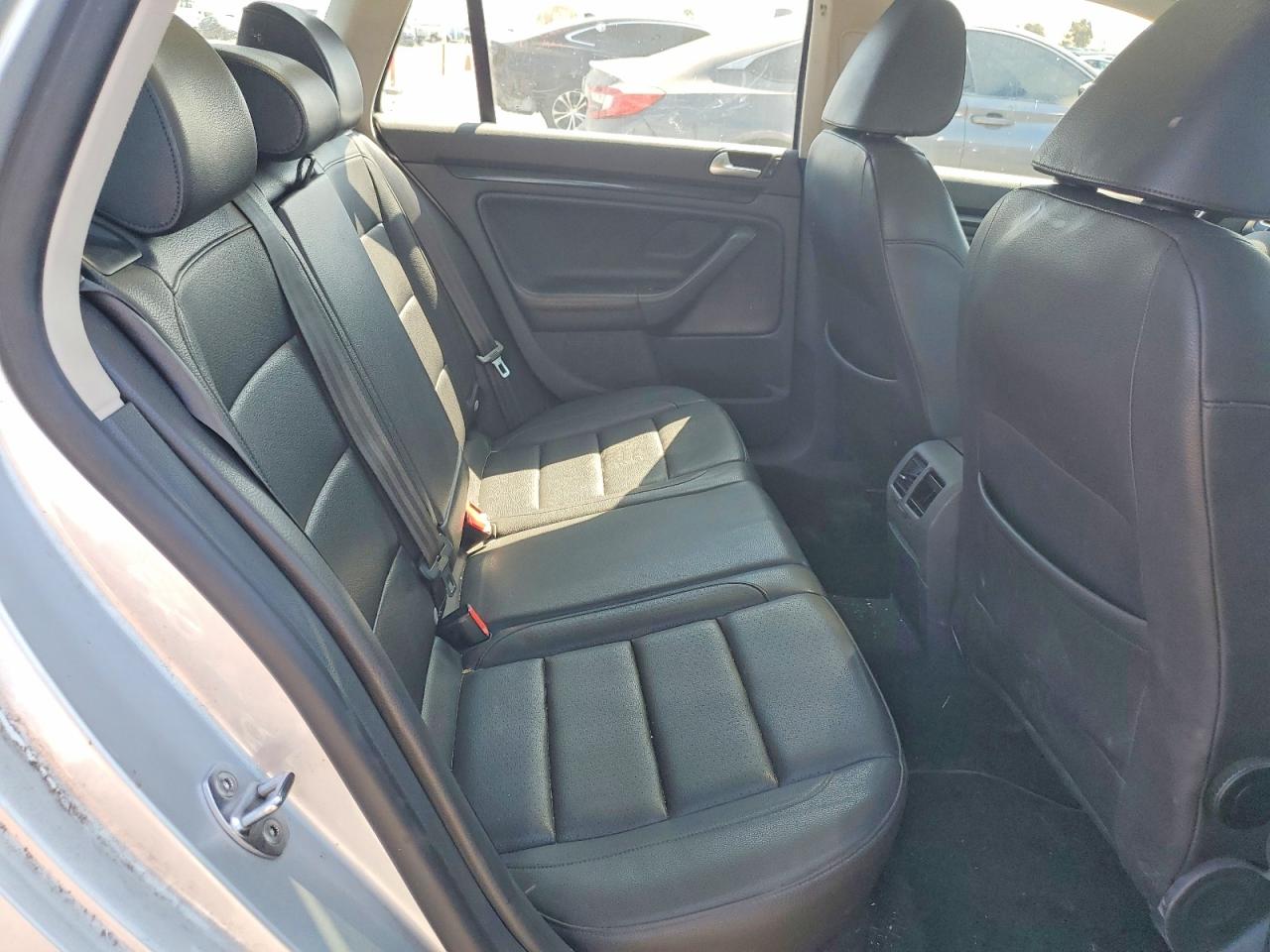 2014 Volkswagen Jetta Tdi Silver vin: 3VWPL7AJ4EM627372