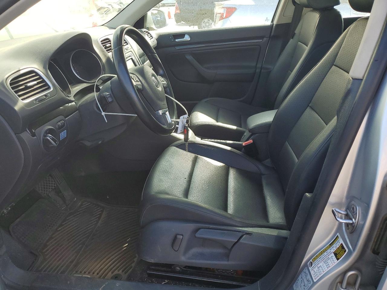 2014 Volkswagen Jetta Tdi Silver vin: 3VWPL7AJ4EM627372