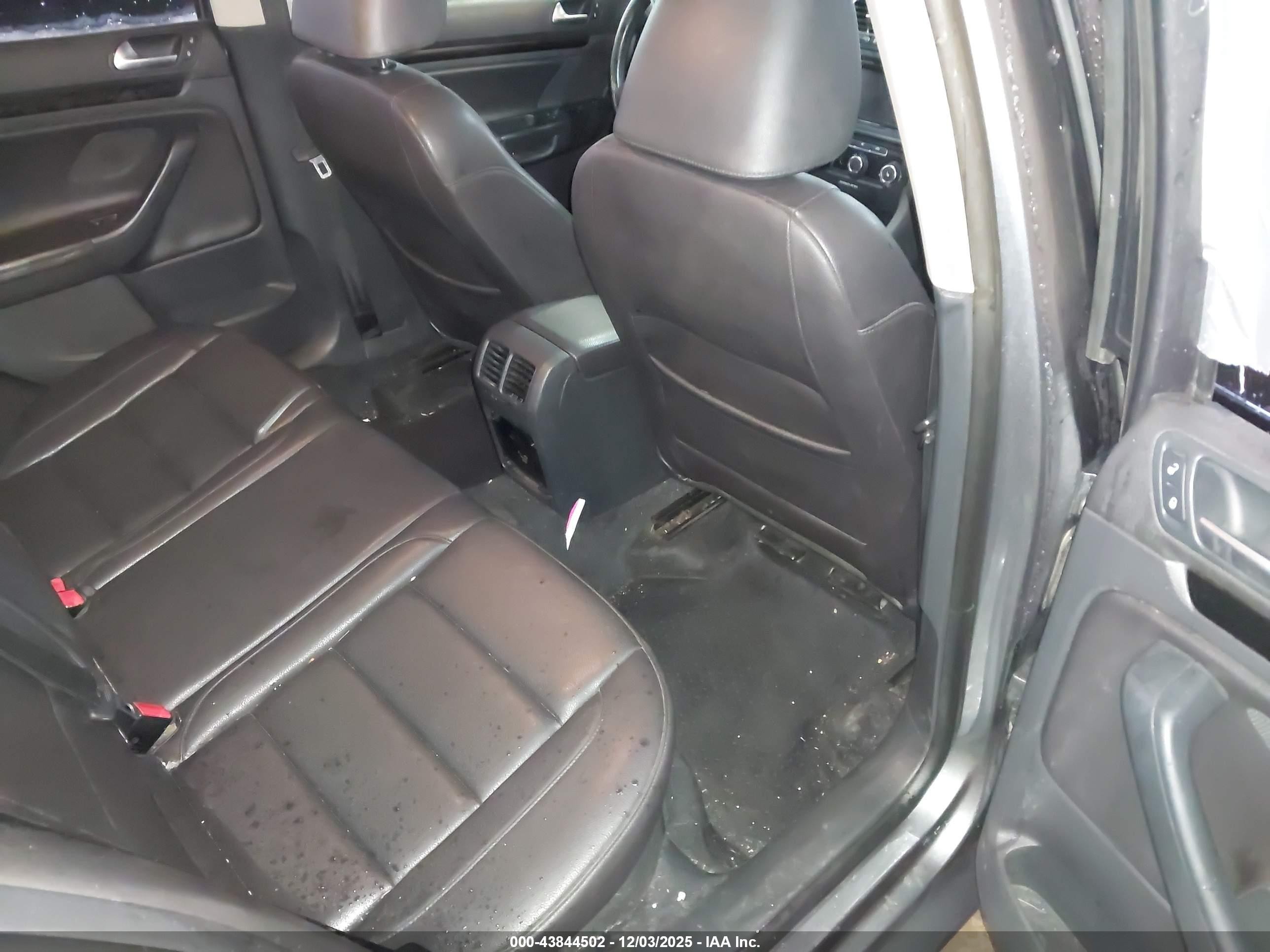 2012 Volkswagen Jetta Sportwagen 2.0l Tdi Gray vin: 3VWPL7AJ5CM638166