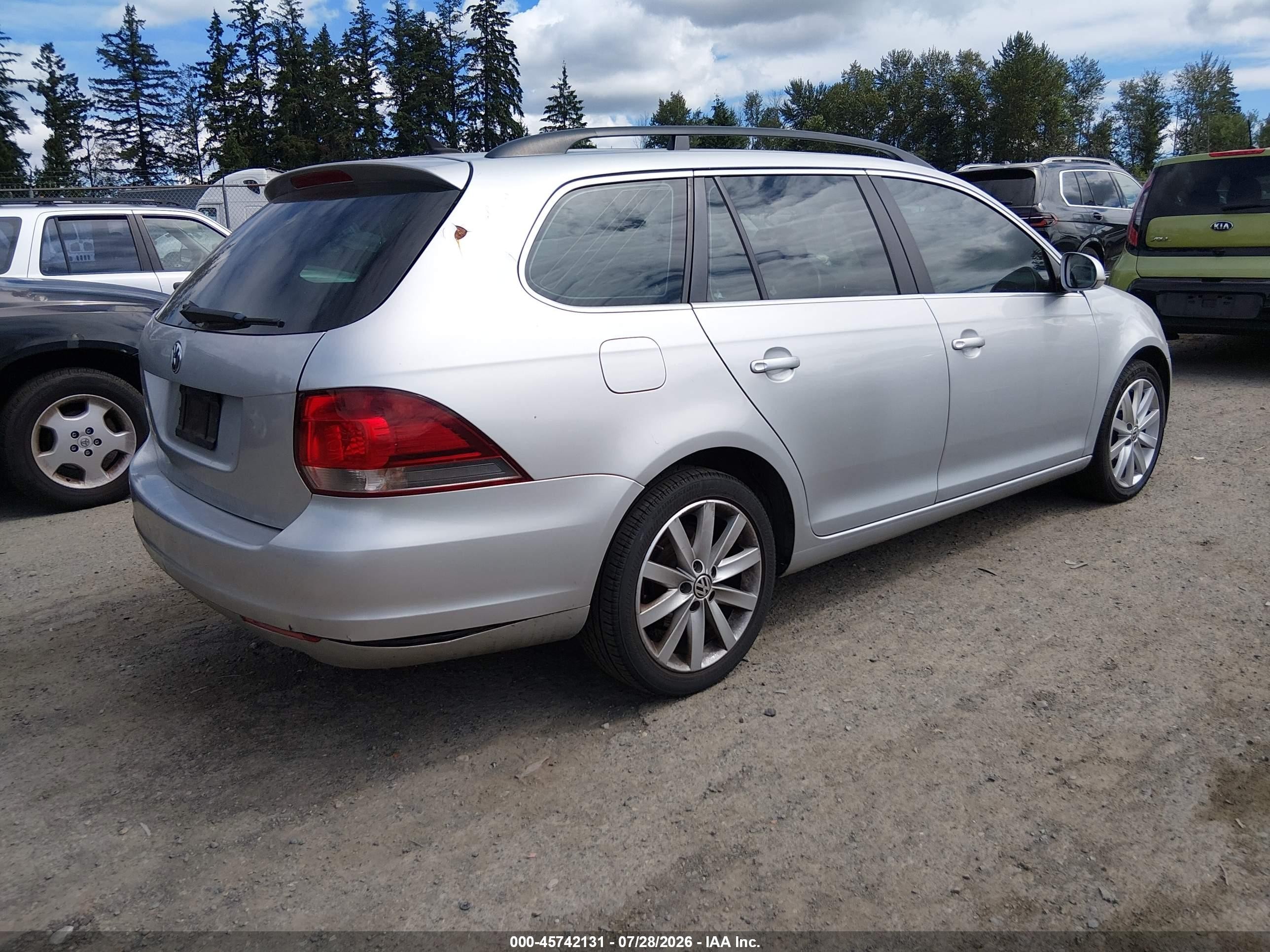 2012 Volkswagen Jetta Sportwagen 2.0l Tdi Серебряный vin: 3VWPL7AJ5CM662922