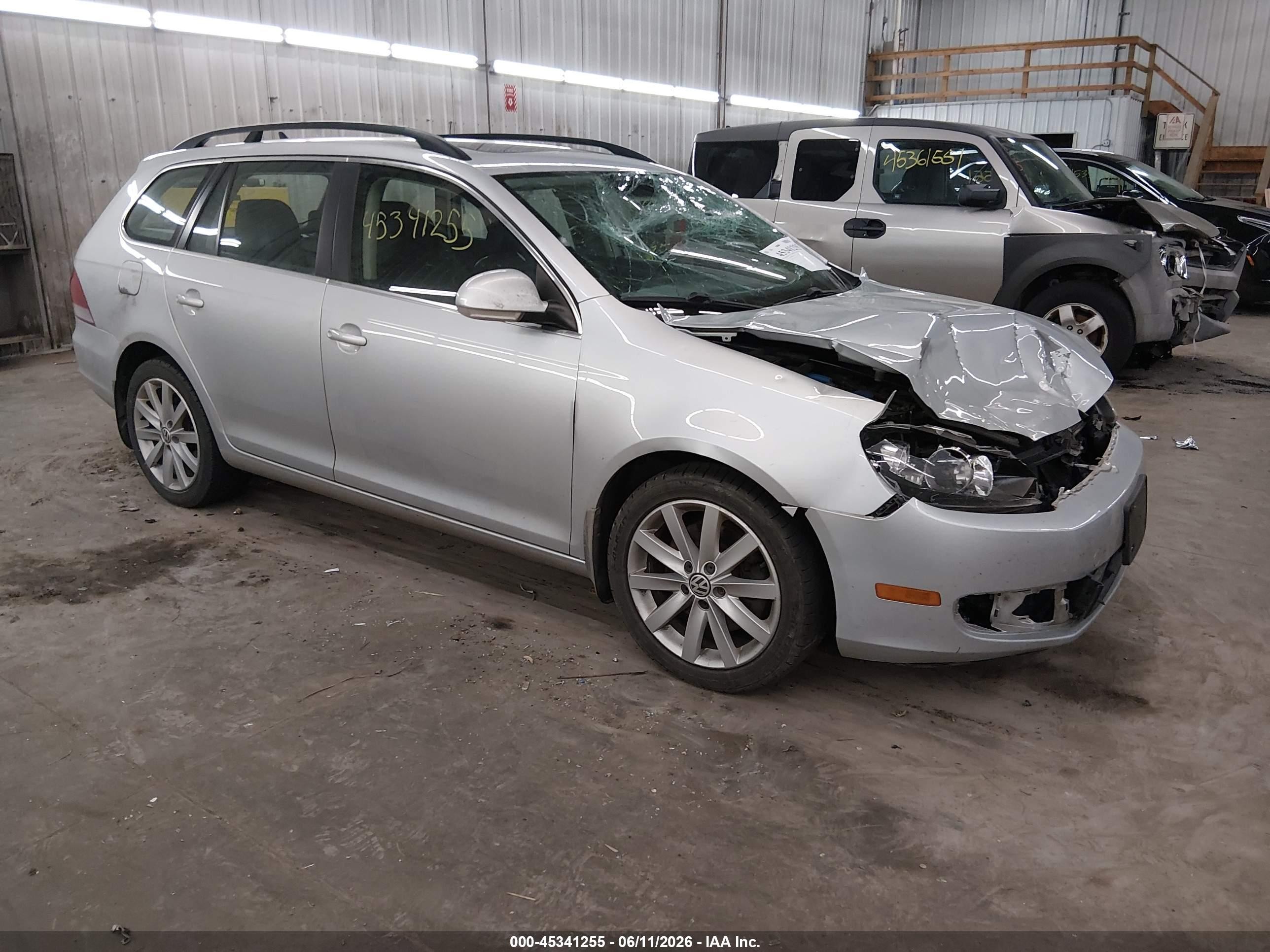 3VWPL7AJ5DM612250