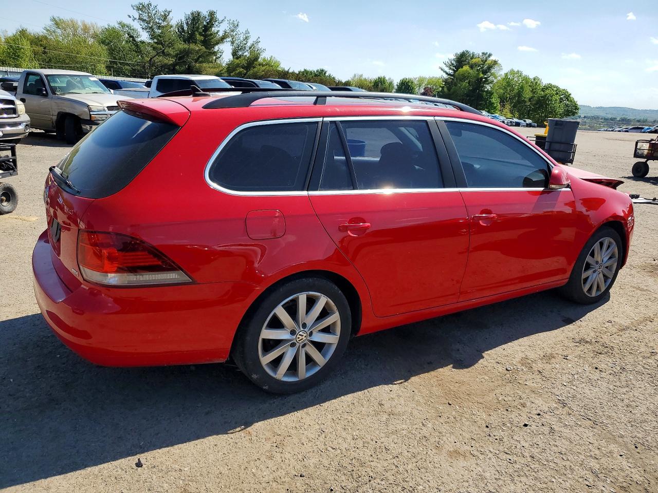 2013 Volkswagen Jetta Tdi Red vin: 3VWPL7AJ5DM635298