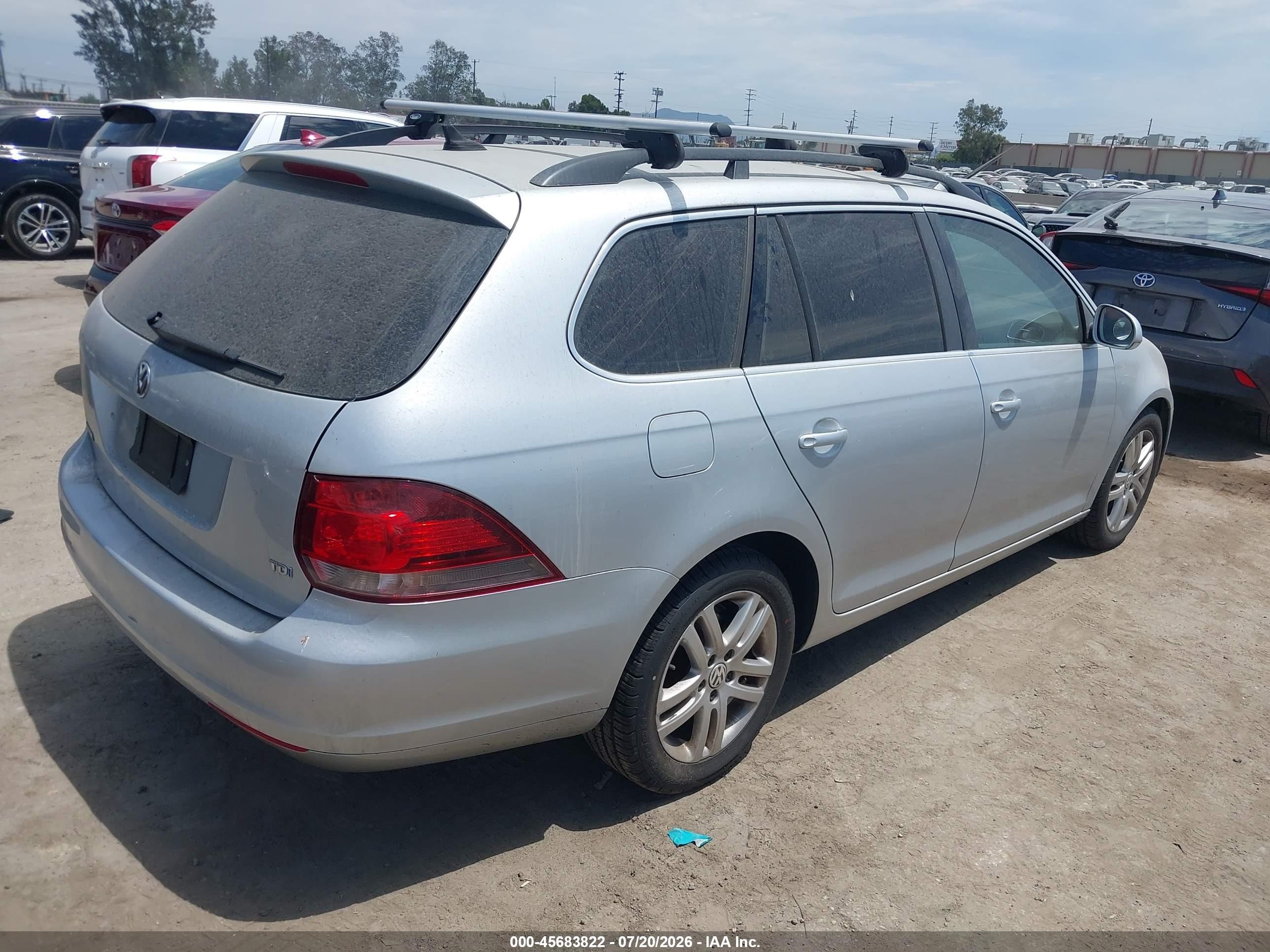 2013 Volkswagen Jetta Sportwagen 2.0l Tdi Серебряный vin: 3VWPL7AJ5DM668043