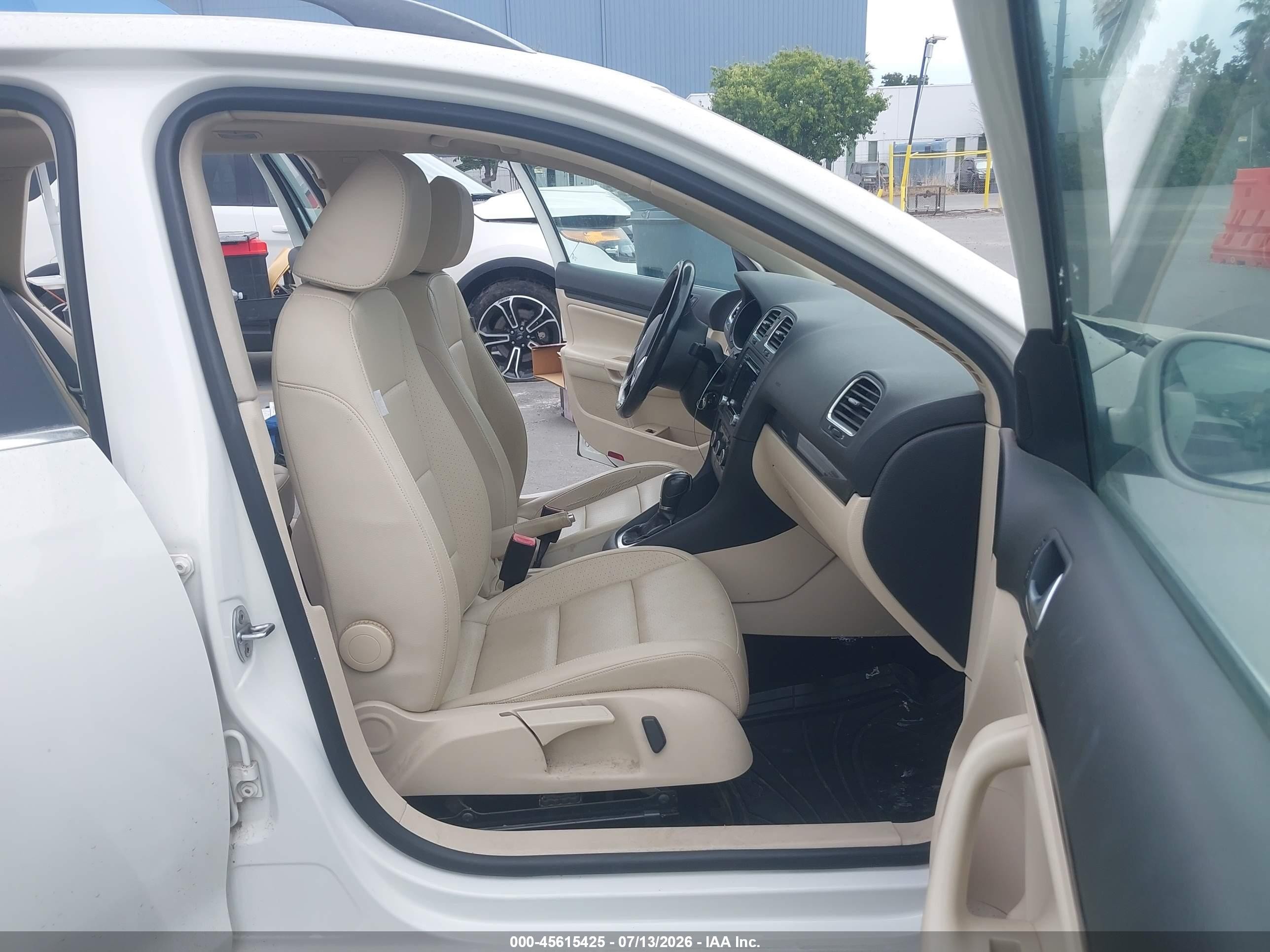 2013 Volkswagen Jetta Sportwagen 2.0l Tdi Белый vin: 3VWPL7AJ5DM694478