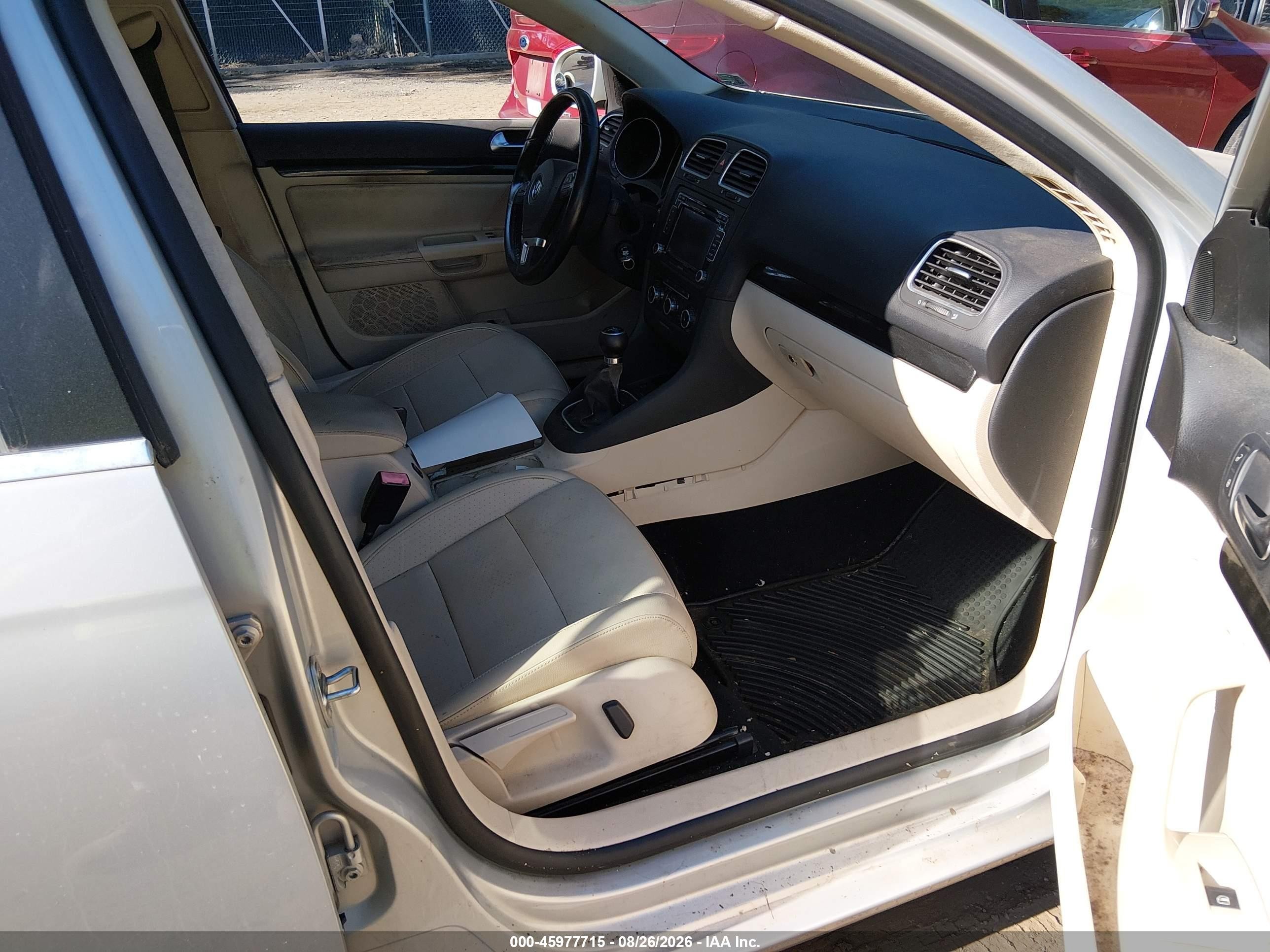 2010 Volkswagen Jetta Tdi Silver vin: 3VWPL7AJ6AM647441