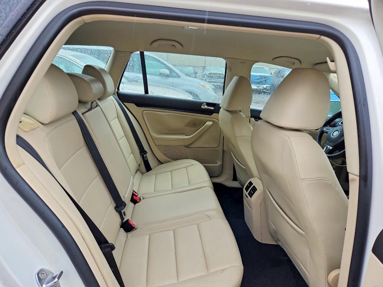 2011 Volkswagen Jetta Tdi White vin: 3VWPL7AJ6BM701077