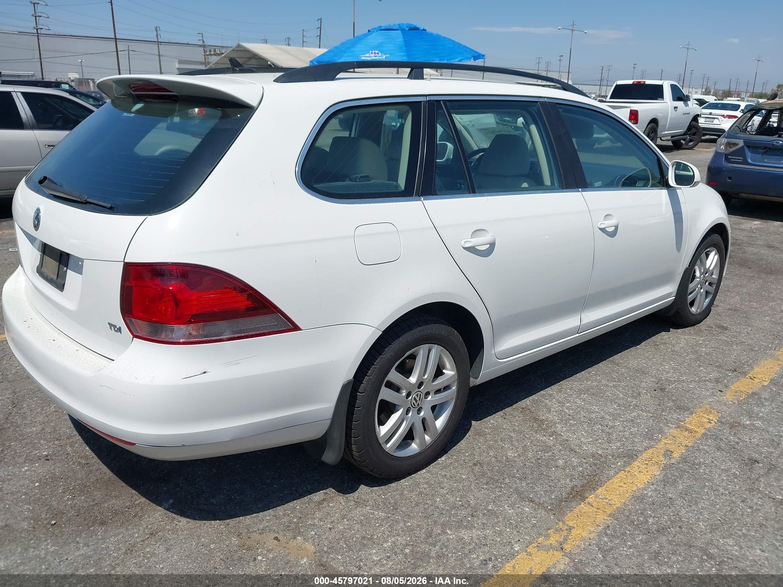 2013 Volkswagen Jetta Sportwagen 2.0l Tdi White vin: 3VWPL7AJ6DM600849
