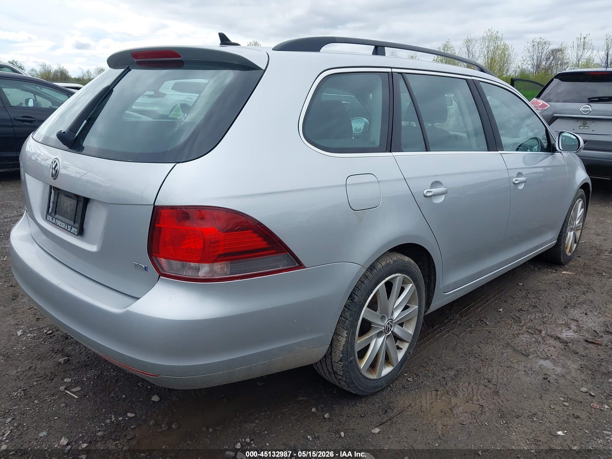 2013 Volkswagen Jetta Sportwagen 2.0l Tdi Silver vin: 3VWPL7AJ6DM606781