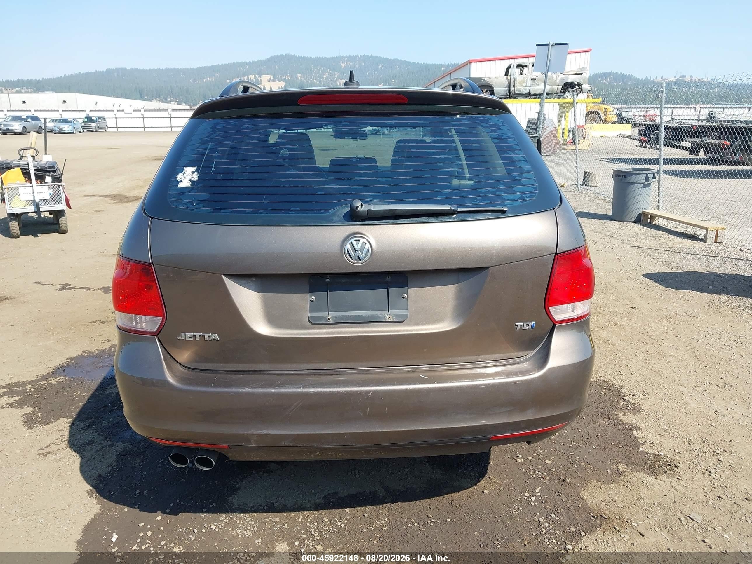 2013 Volkswagen Jetta Sportwagen 2.0l Tdi Brown vin: 3VWPL7AJ6DM620132