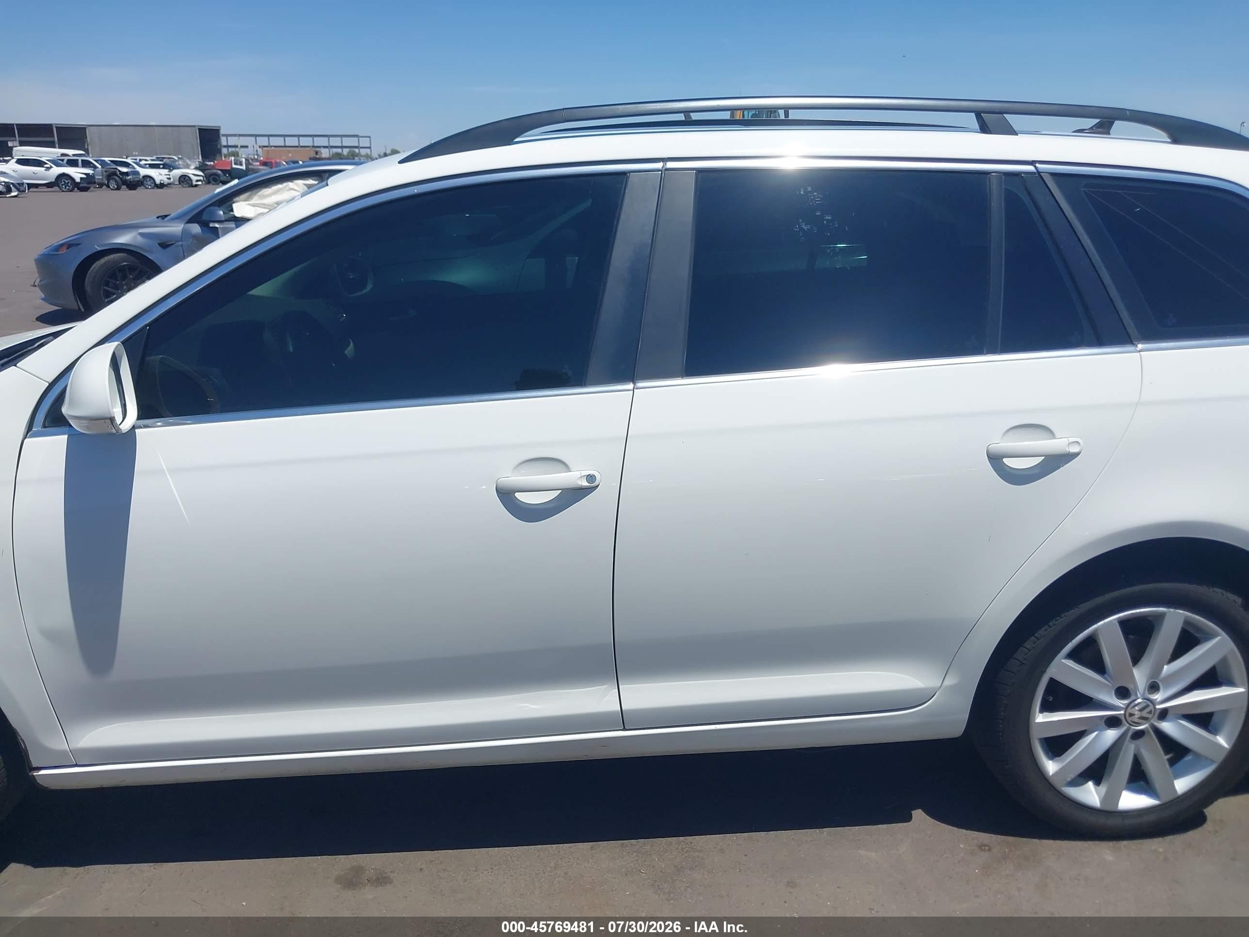 2014 Volkswagen Jetta Sportwagen 2.0l Tdi Белый vin: 3VWPL7AJ6EM601937