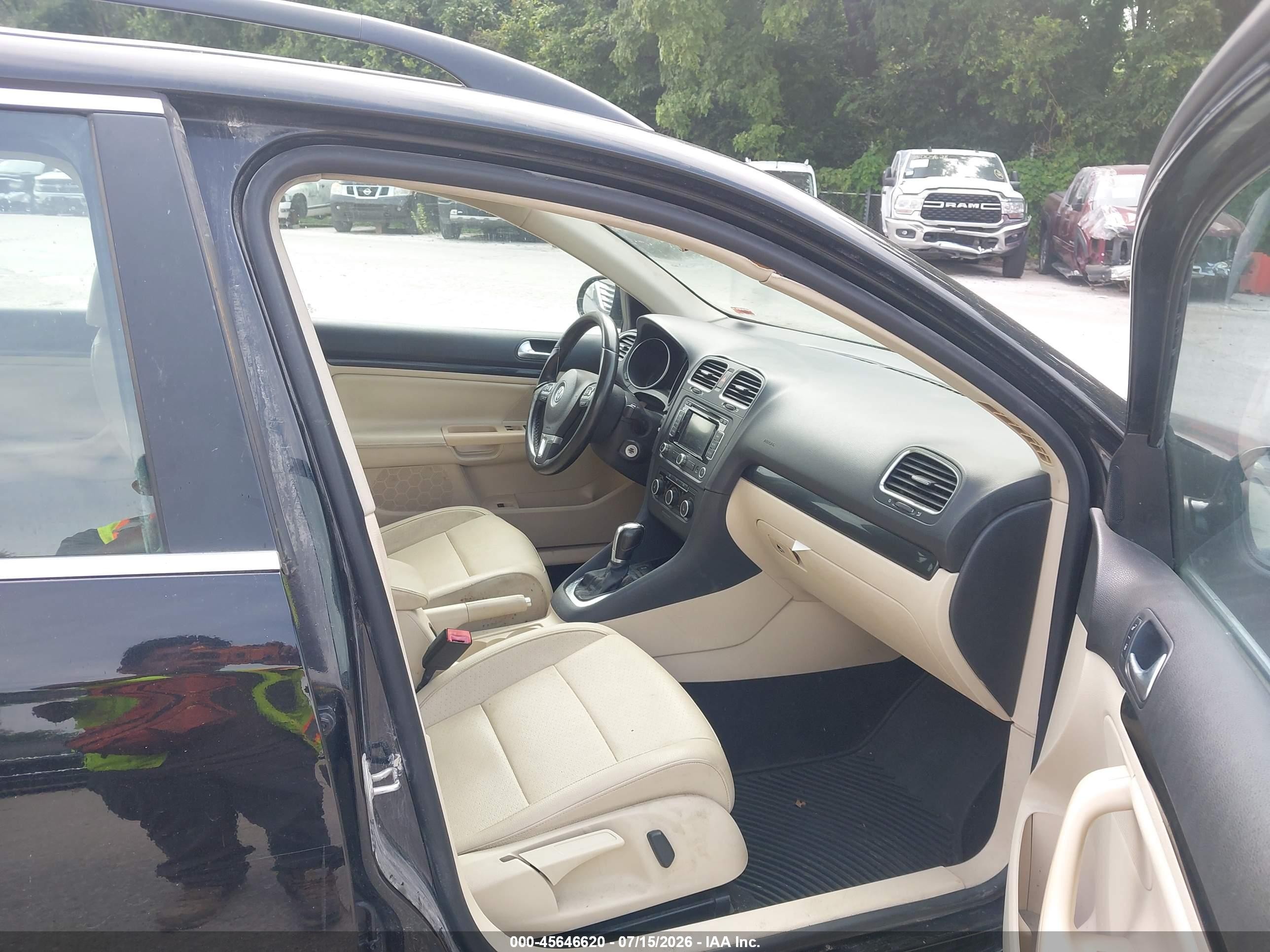 2014 Volkswagen Jetta Sportwagen 2.0l Tdi Черный vin: 3VWPL7AJ6EM615014