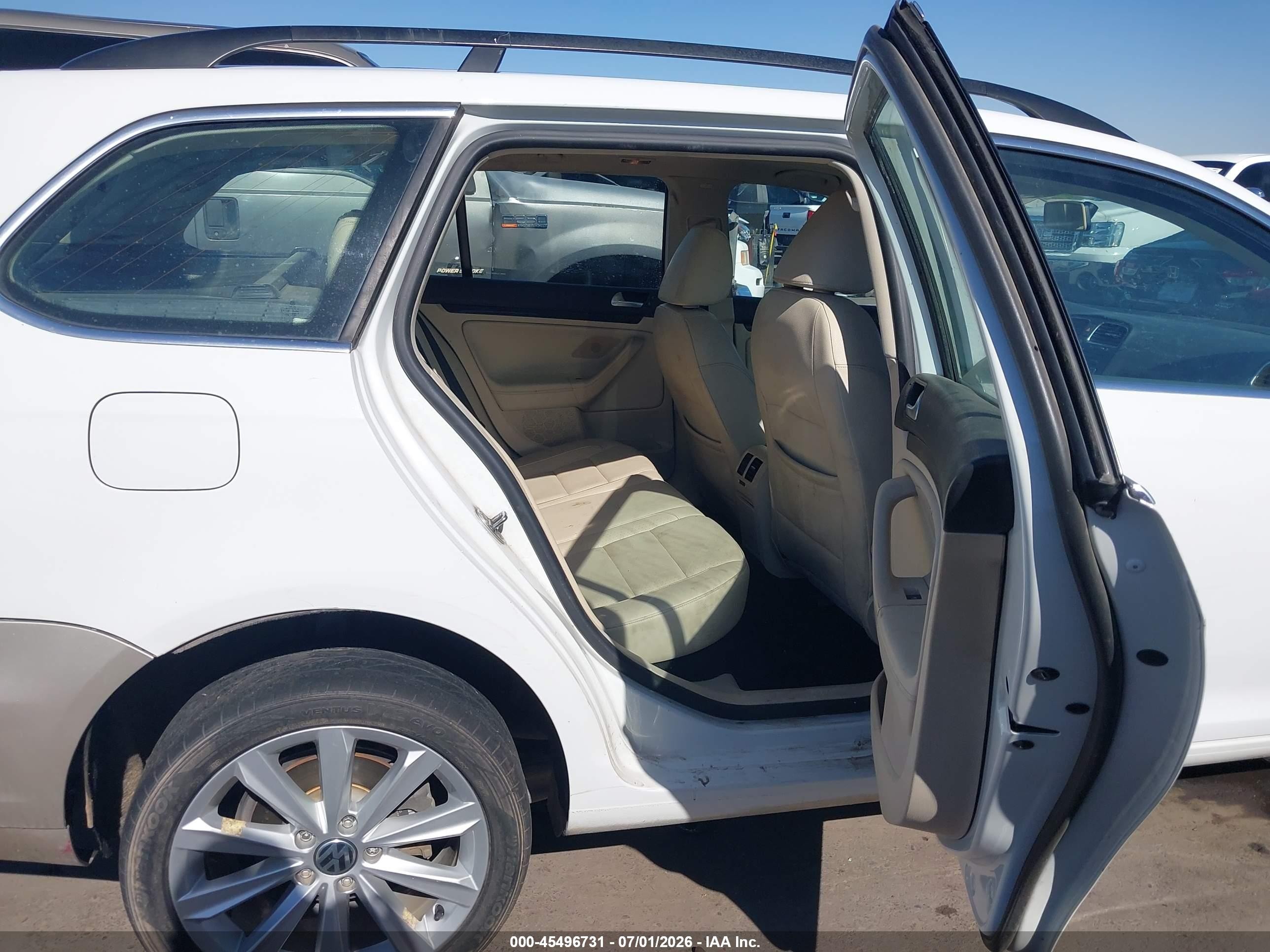 2014 Volkswagen Jetta Sportwagen 2.0l Tdi White vin: 3VWPL7AJ6EM615238