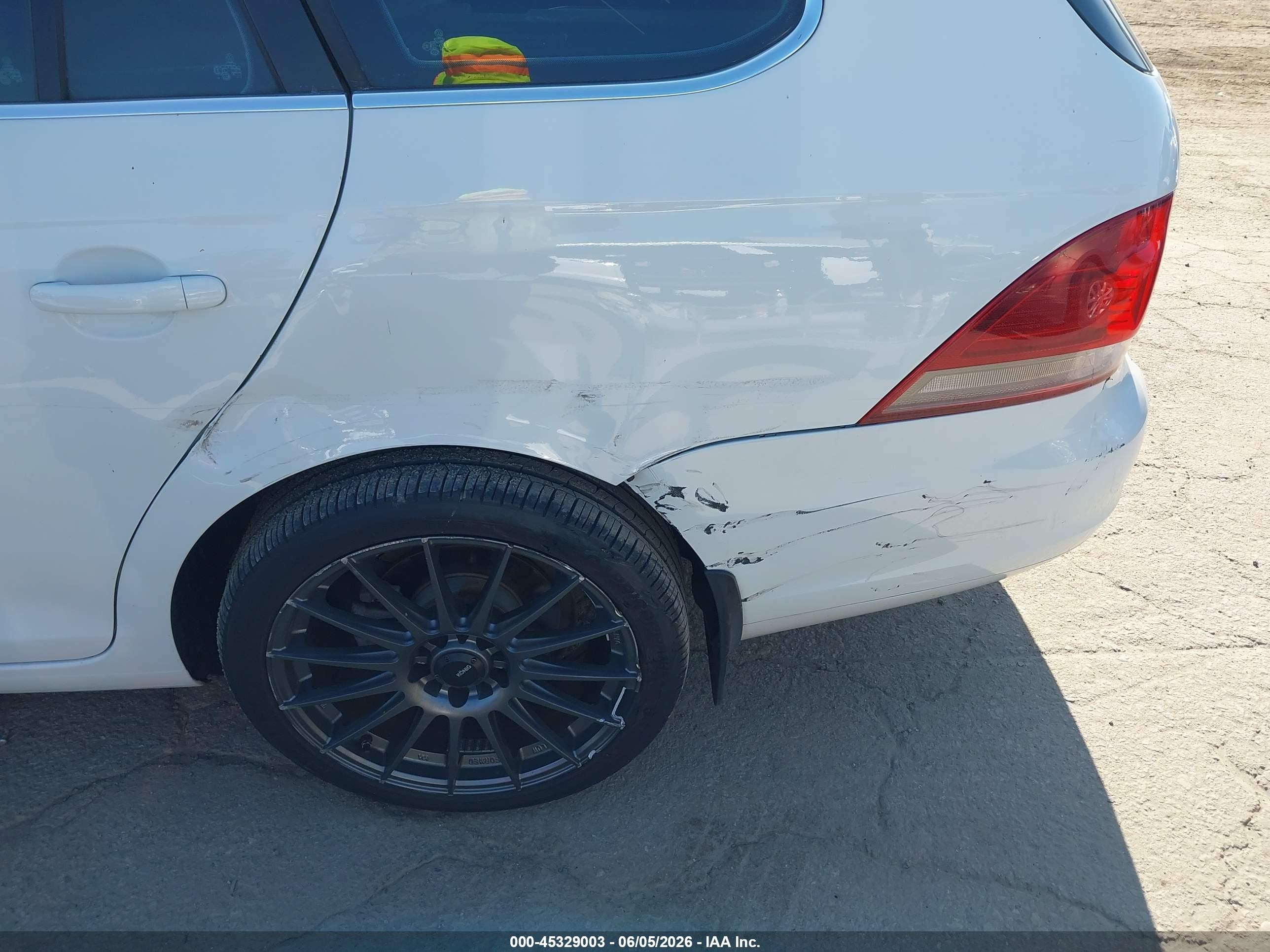 2014 Volkswagen Jetta Sportwagen 2.0l Tdi Белый vin: 3VWPL7AJ6EM624859