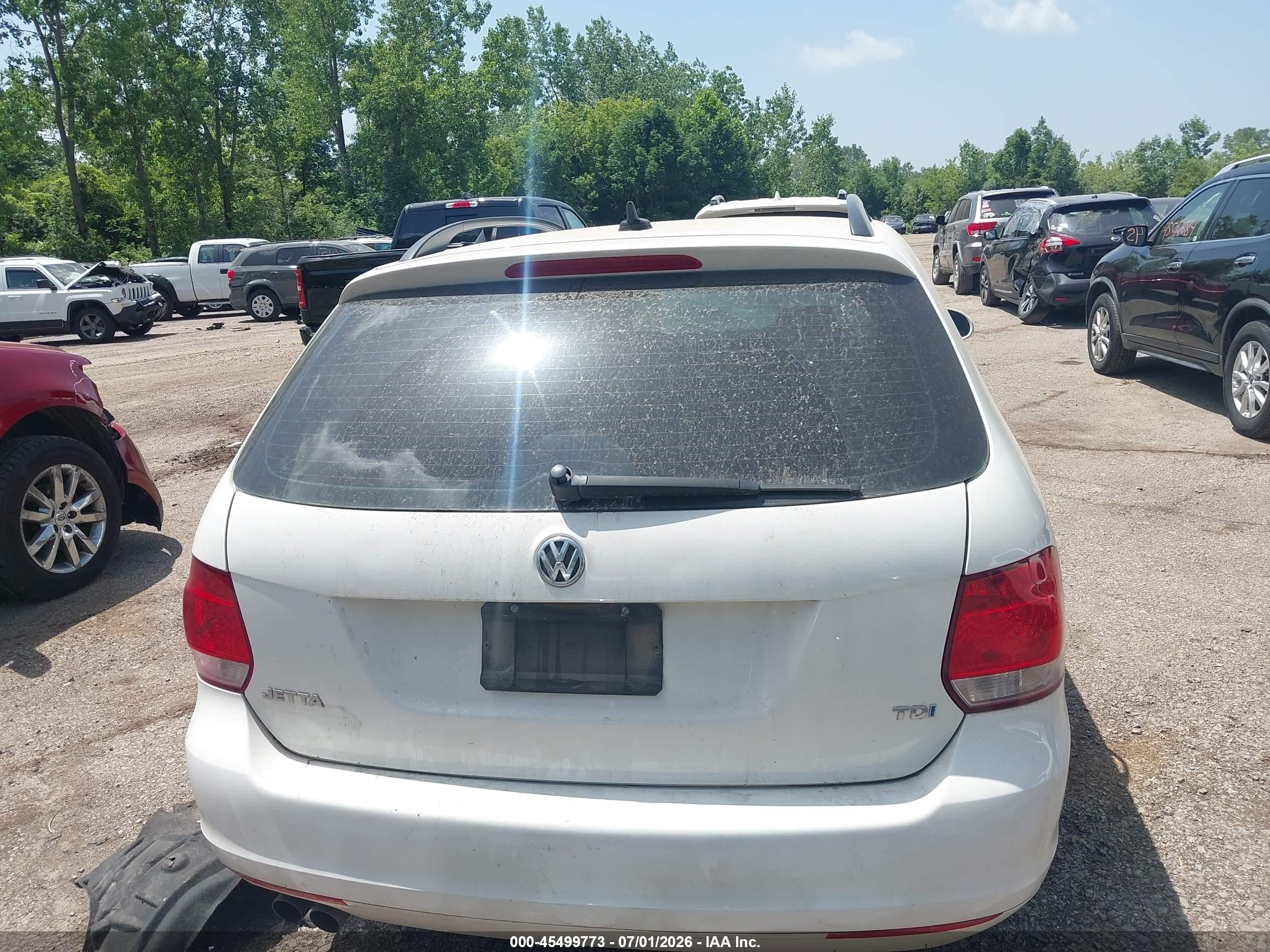 2012 Volkswagen Jetta Sportwagen 2.0l Tdi White vin: 3VWPL7AJ7CM636502