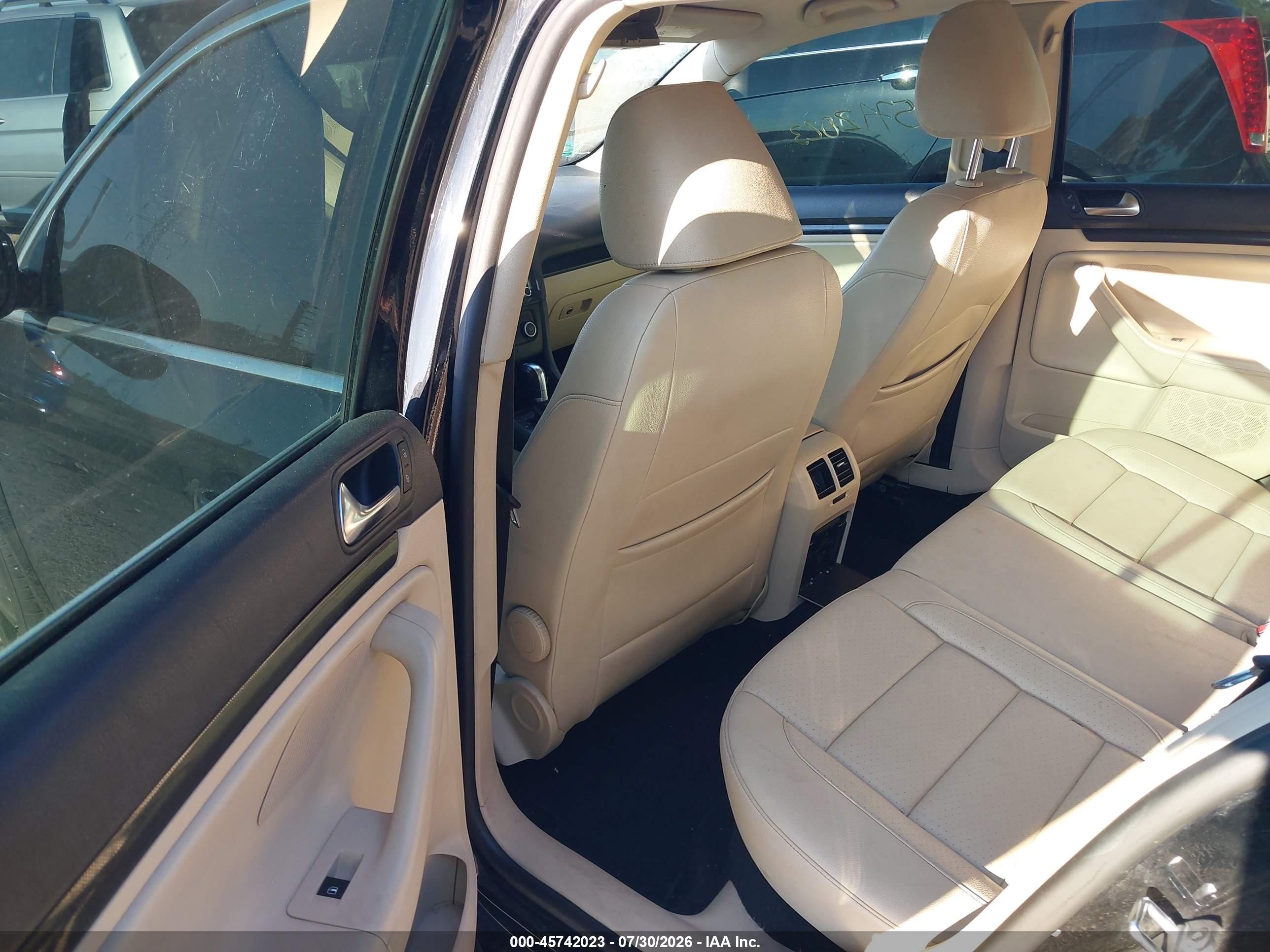 2012 Volkswagen Jetta Sportwagen 2.0l Tdi Черный vin: 3VWPL7AJ7CM672979