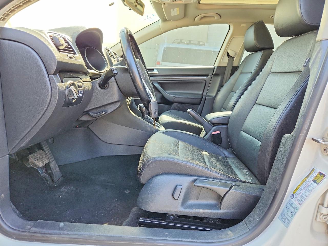 2012 Volkswagen Jetta Tdi White vin: 3VWPL7AJ7CM686140