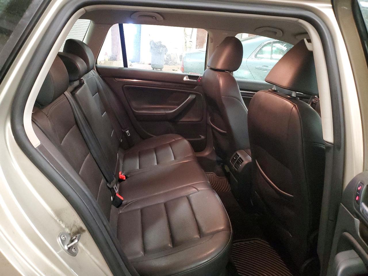 2012 Volkswagen Jetta Tdi Silver vin: 3VWPL7AJ7CM692049