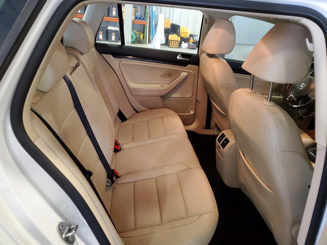 2011 Volkswagen Jetta Tdi Белый vin: 3VWPL7AJ8BM603474