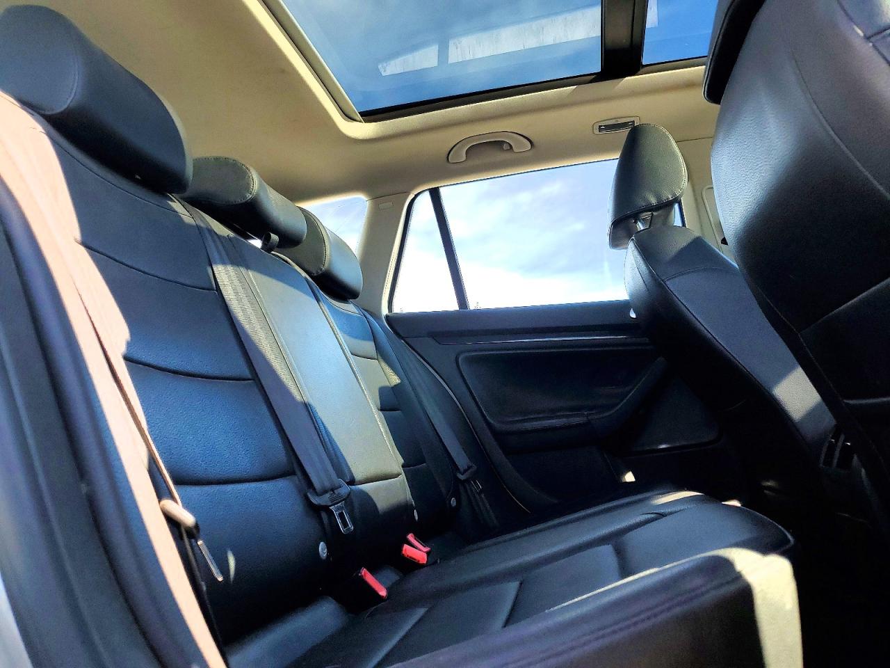 2012 Volkswagen Jetta Tdi Gray vin: 3VWPL7AJ8CM643622