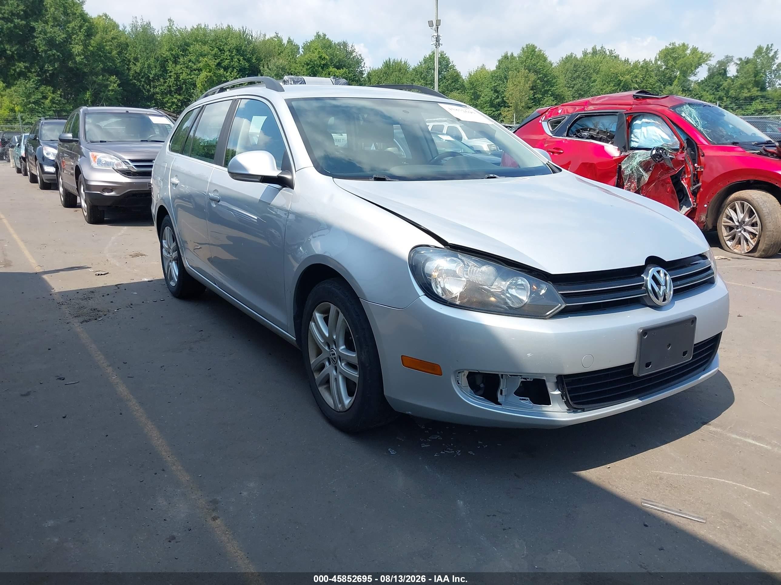 3VWPL7AJ8DM607169