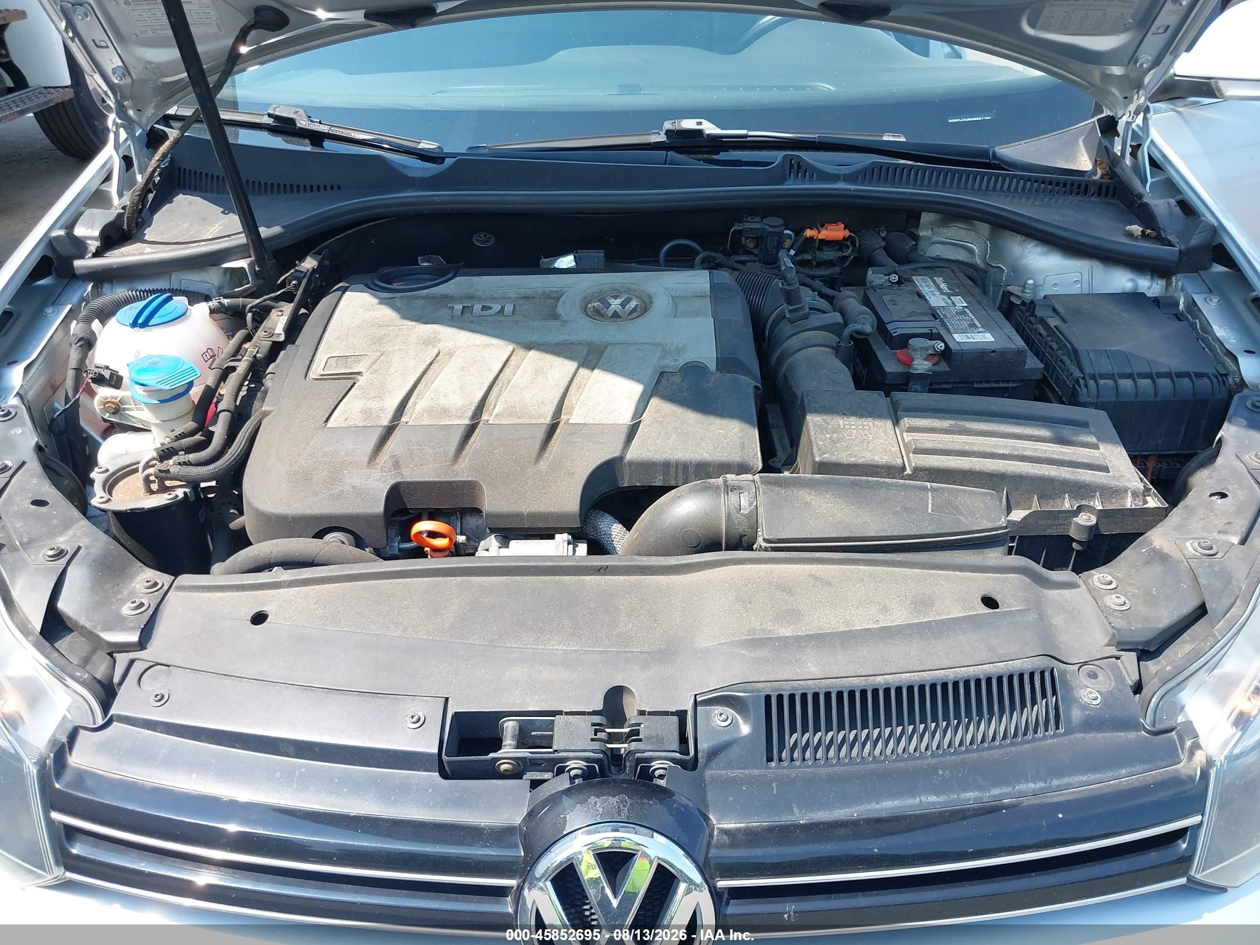 2013 Volkswagen Jetta Sportwagen 2.0l Tdi Серебряный vin: 3VWPL7AJ8DM607169