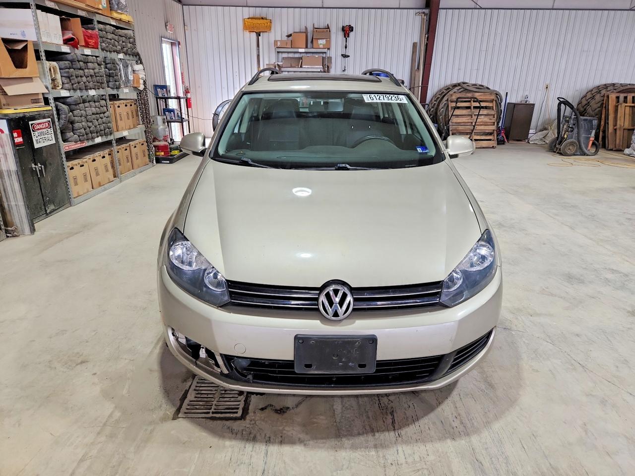 2013 Volkswagen Jetta Tdi Beige vin: 3VWPL7AJ8DM637479