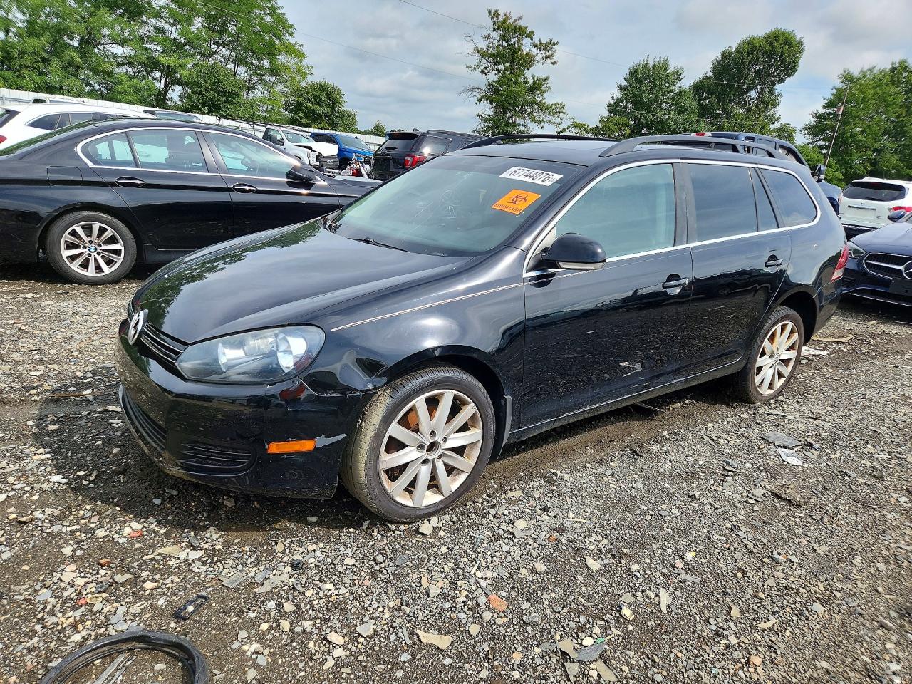 3VWPL7AJ8DM694054