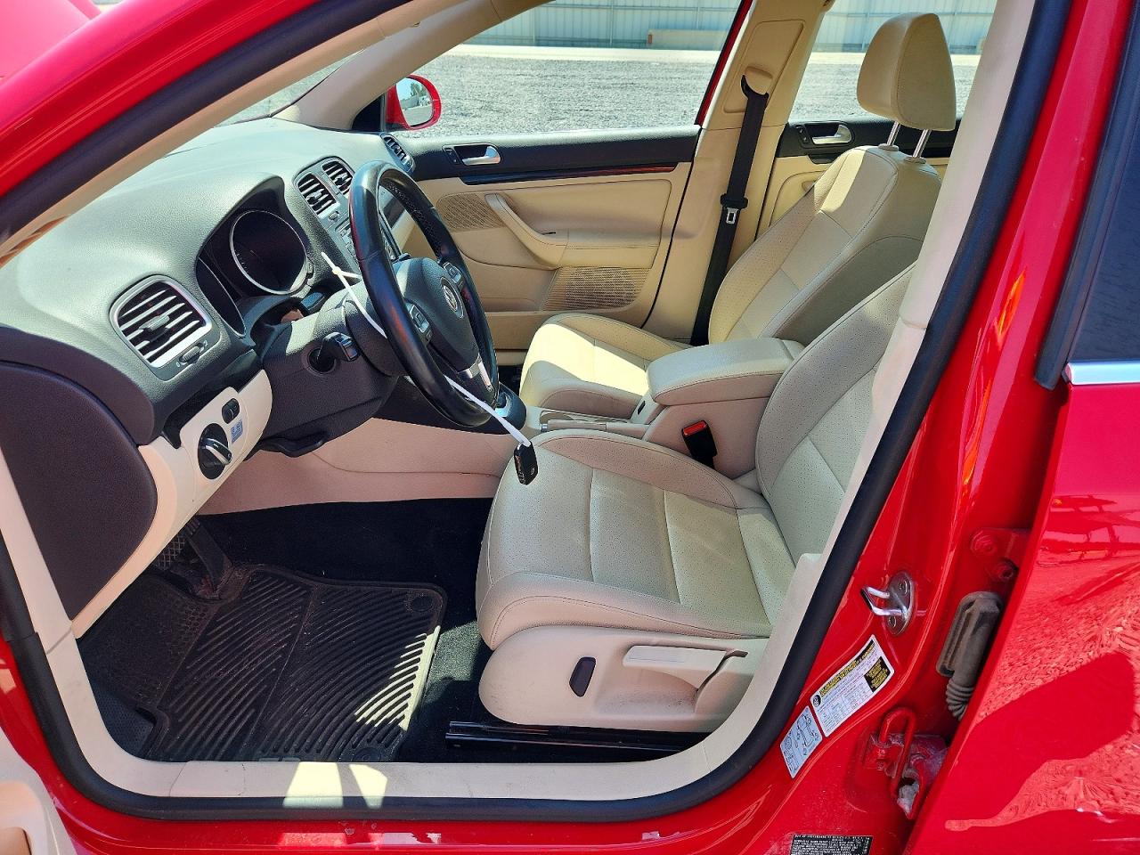 2014 Volkswagen Jetta Tdi Red vin: 3VWPL7AJ8EM615516