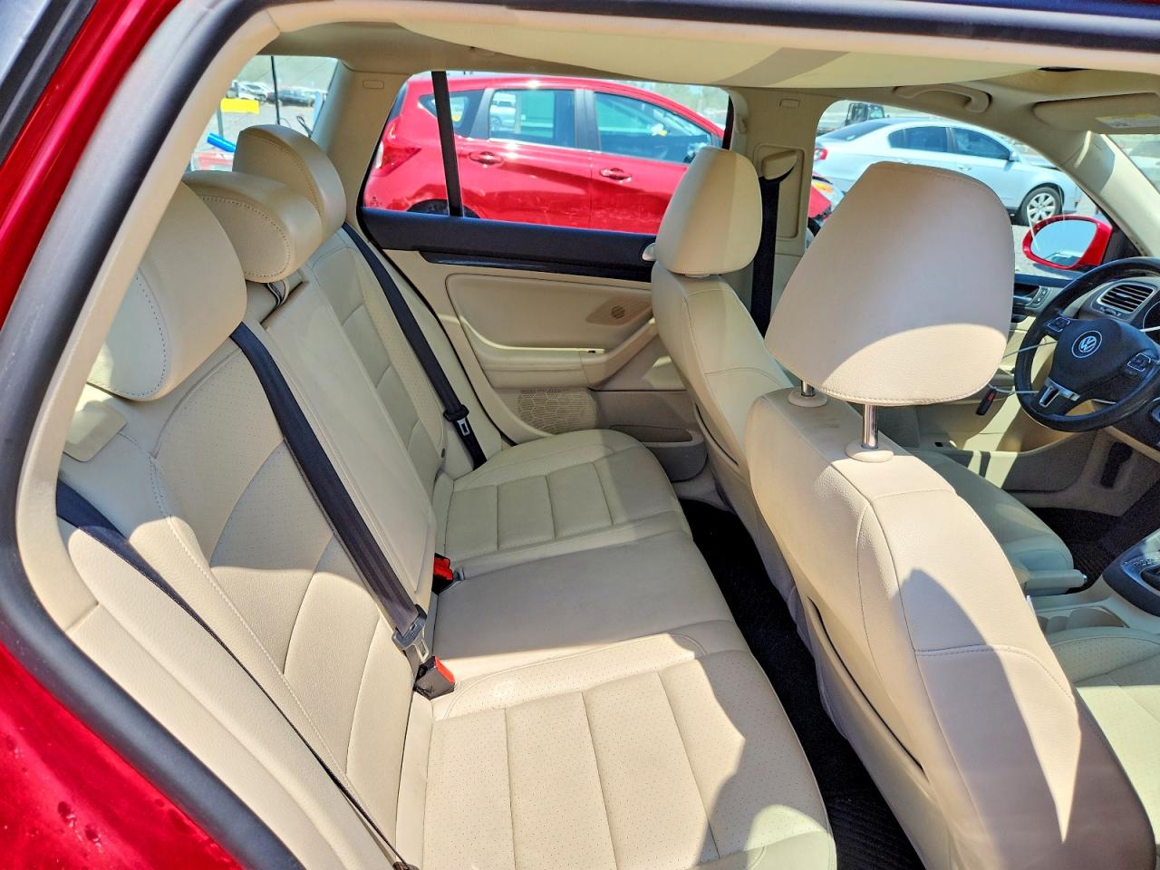 2014 Volkswagen Jetta Tdi Red vin: 3VWPL7AJ8EM615516
