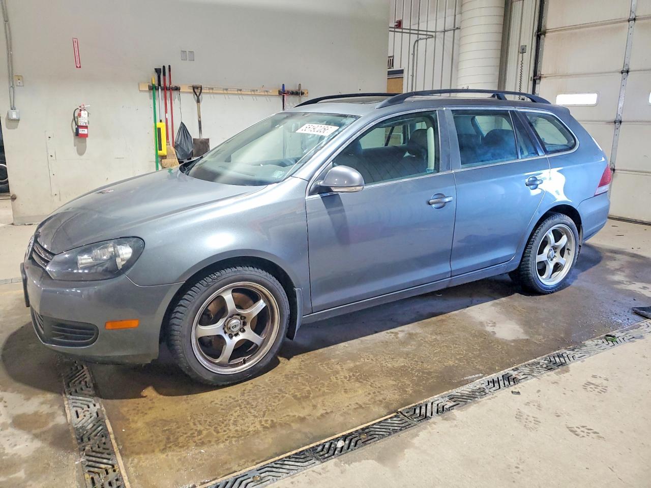 2014 Volkswagen Jetta Tdi Silver vin: 3VWPL7AJ9EM604010