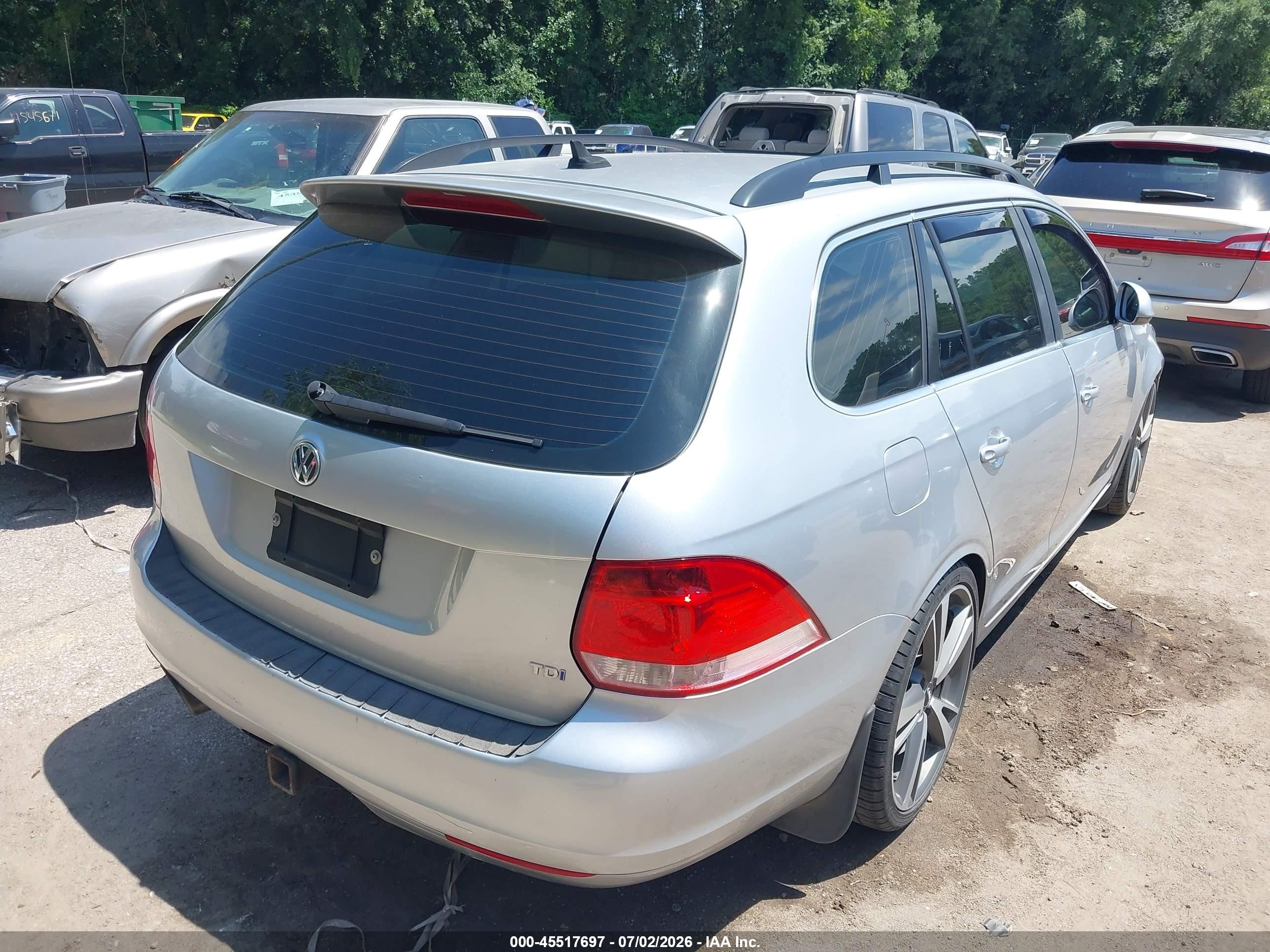 2014 Volkswagen Jetta Sportwagen 2.0l Tdi Silver vin: 3VWPL7AJ9EM613306