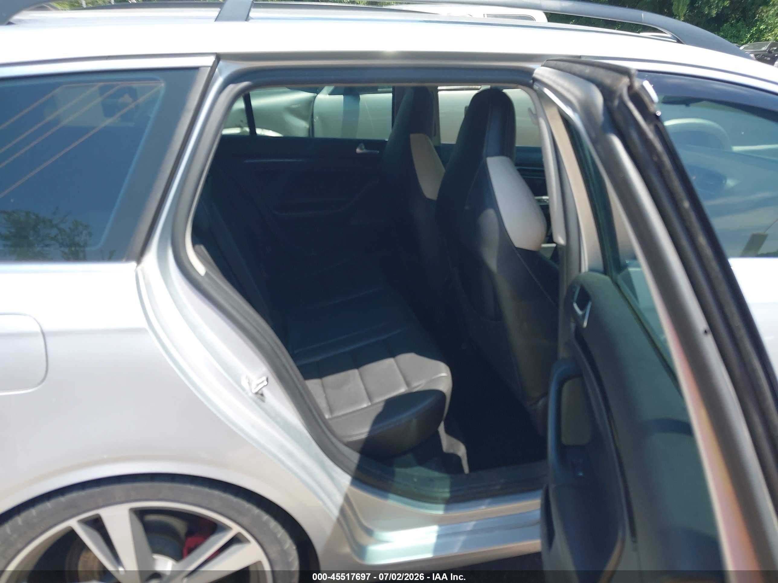 2014 Volkswagen Jetta Sportwagen 2.0l Tdi Silver vin: 3VWPL7AJ9EM613306