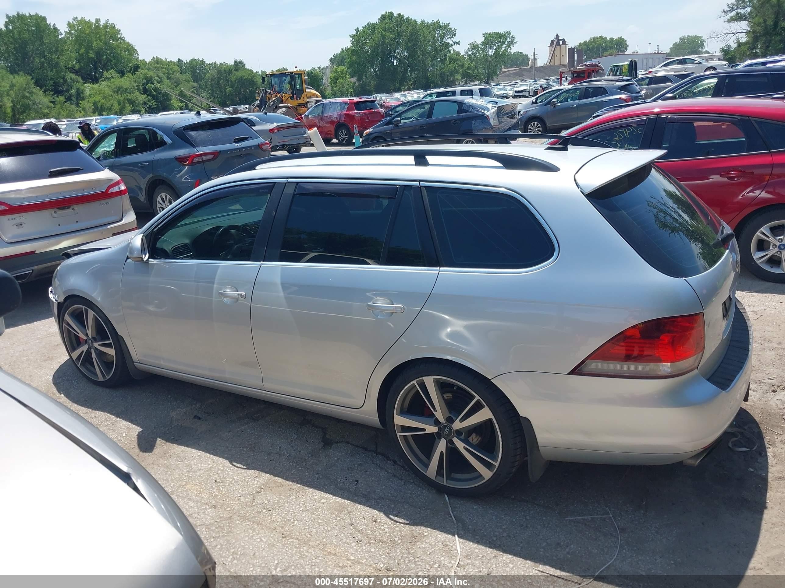 2014 Volkswagen Jetta Sportwagen 2.0l Tdi Silver vin: 3VWPL7AJ9EM613306